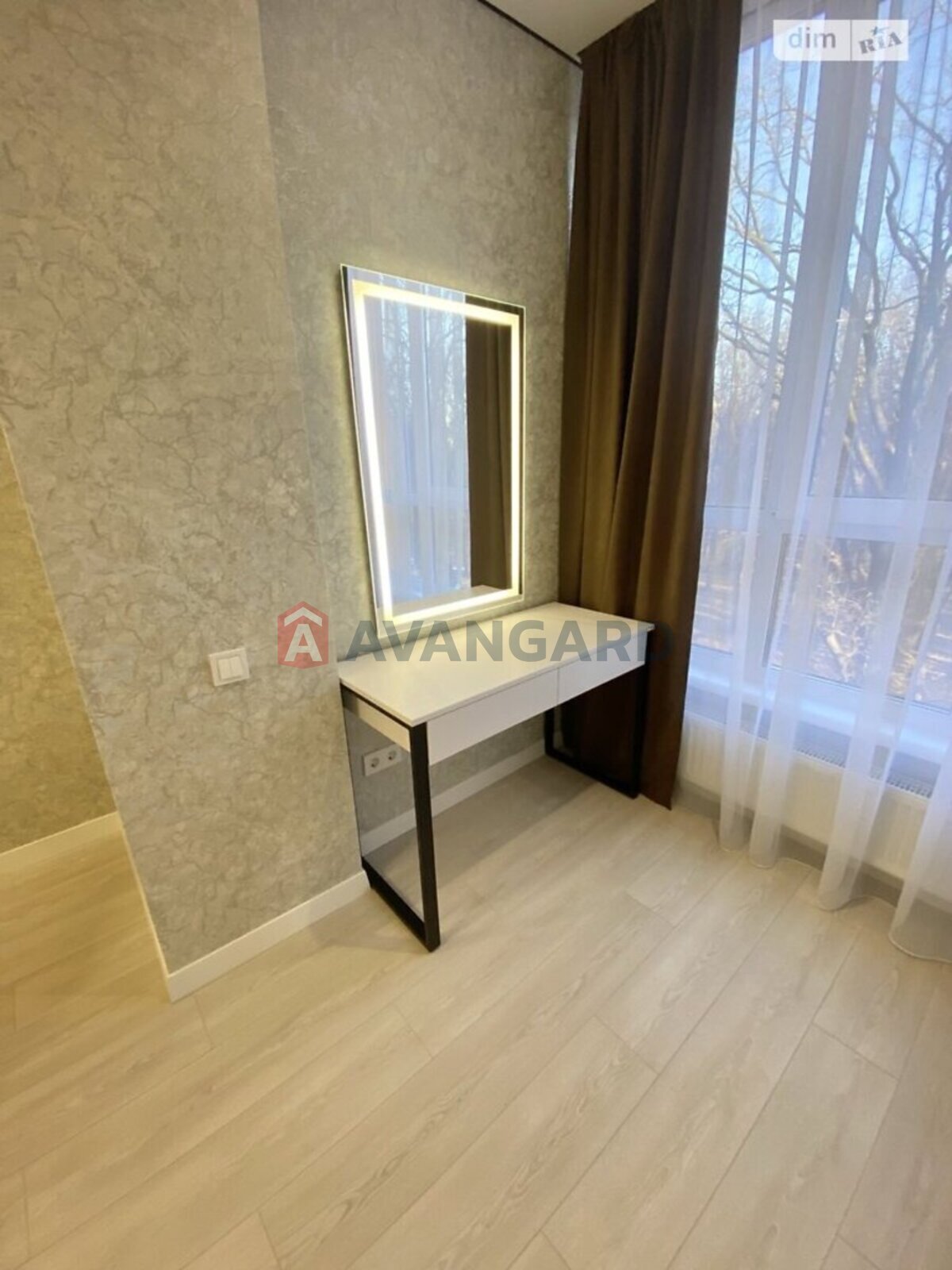 1 ��. ��������, 46/-/- ��. �., 5/11 ������ ���� 5