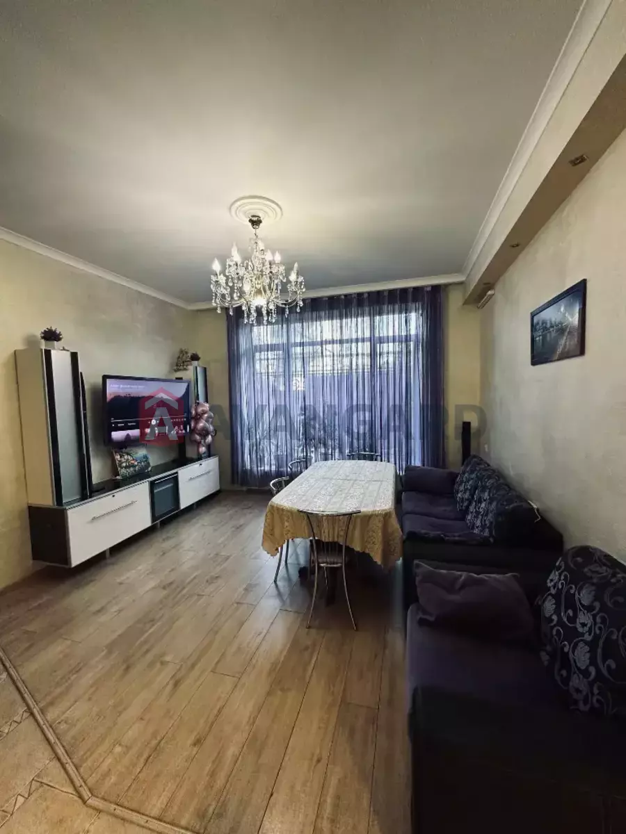 5 ��. ��������, 140/-/- ��. �., 1/3 ������ ���� 24