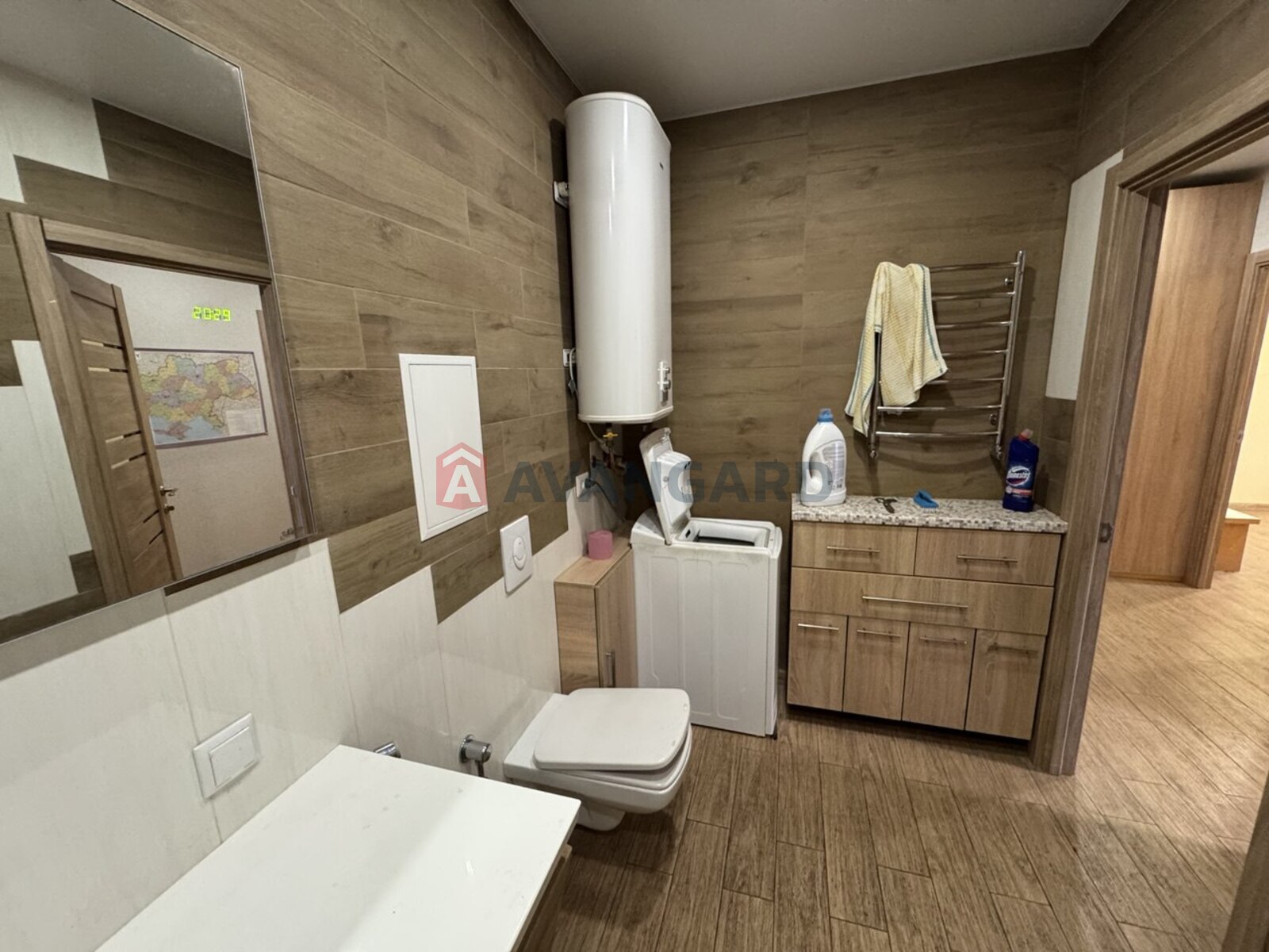 2 ����. ��������, 61/34/11 ��. �., 10/12 ���� ���� 7