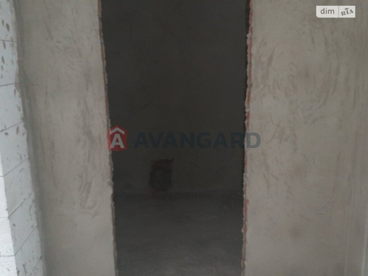 1 ����. ��������, 40/18/13 ��. �., 7/10 ���� ���� 5