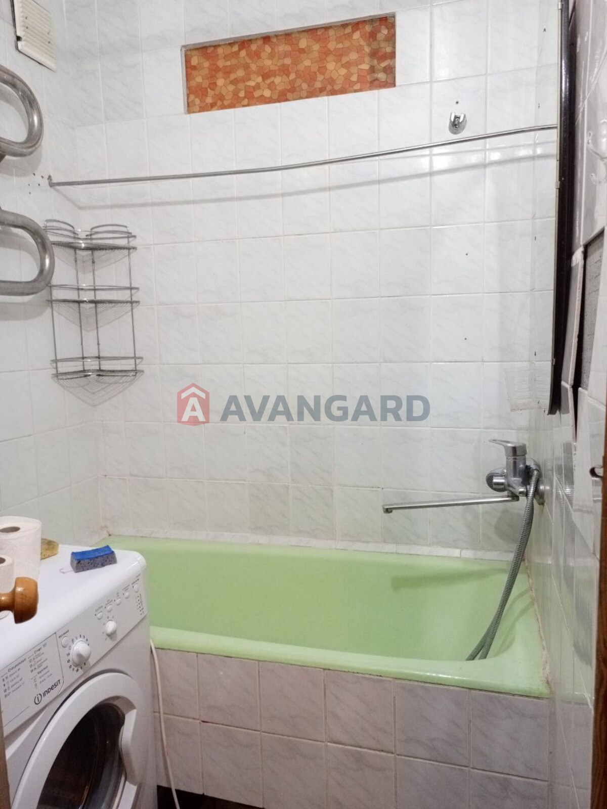 2 . , 44/-/5 . ., 1/5   8