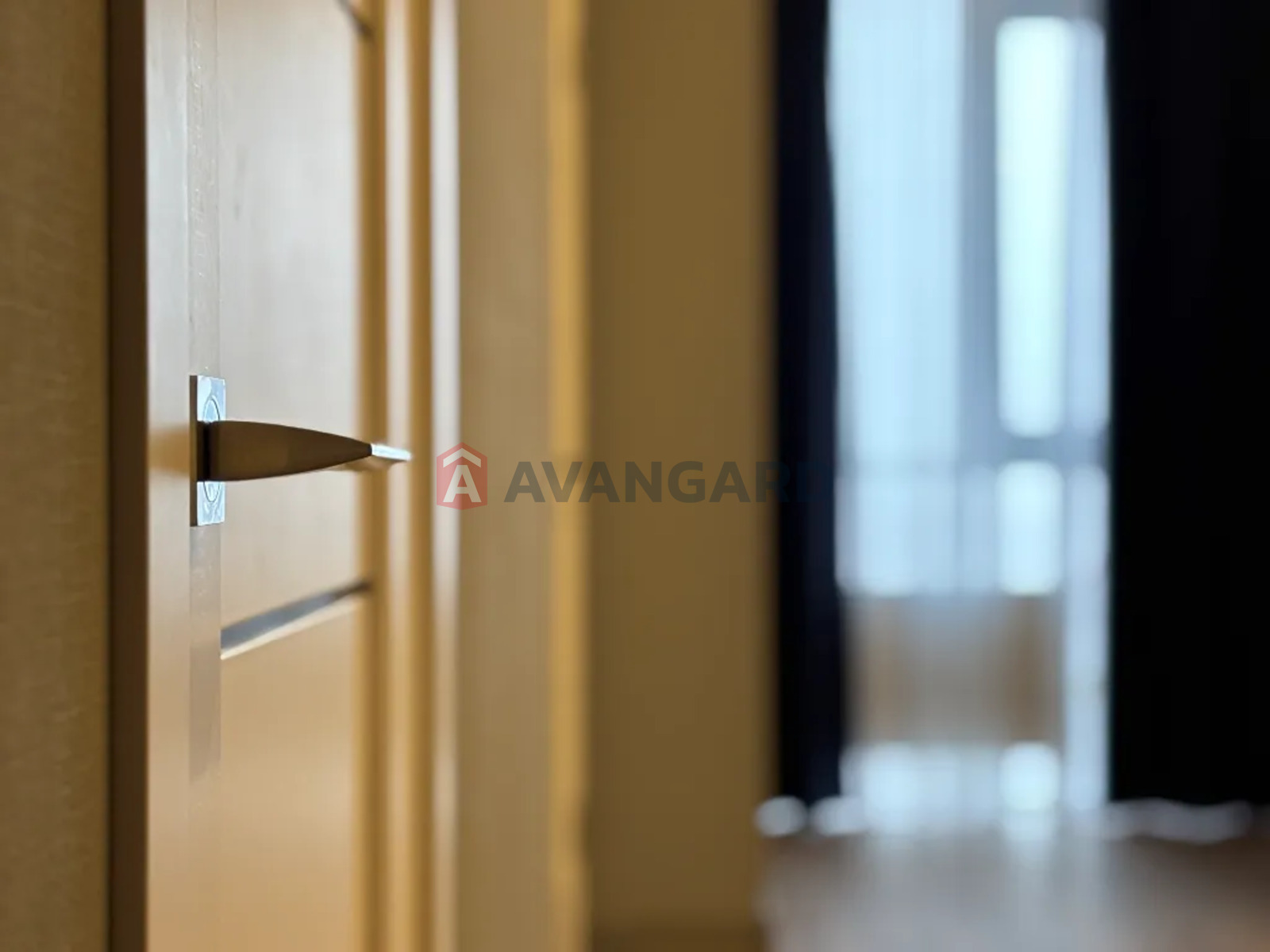 3 ��. ��������, 78/22/29 ��. �., 9/11 ������ ���� 10