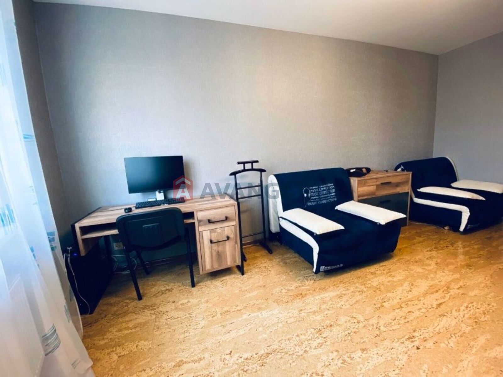 4 ��. ��������, 115/-/25 ��. �., 7/27 ������ ���� 13