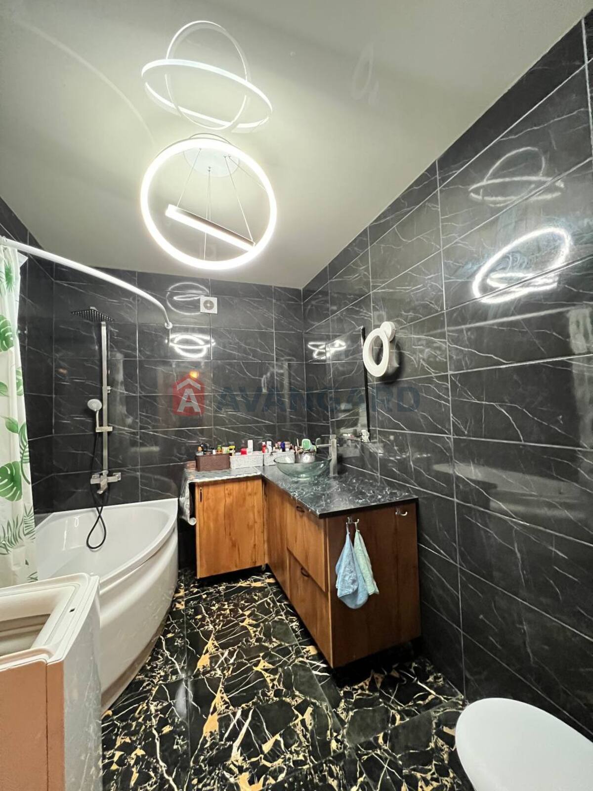 3 . , 68/31/22 . ., 11/12   9