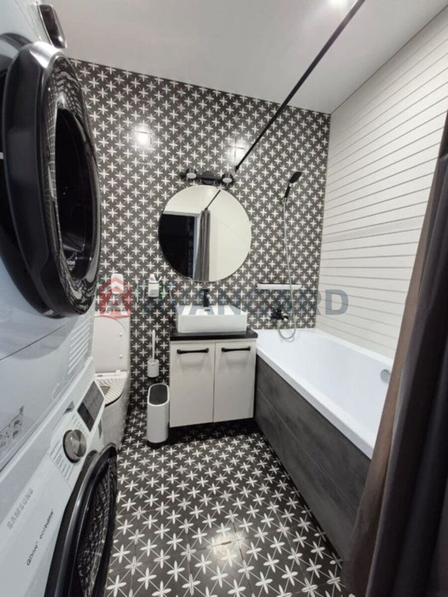 2 ��. ��������, 67/-/24 ��. �., 7/10 ������ ���� 6