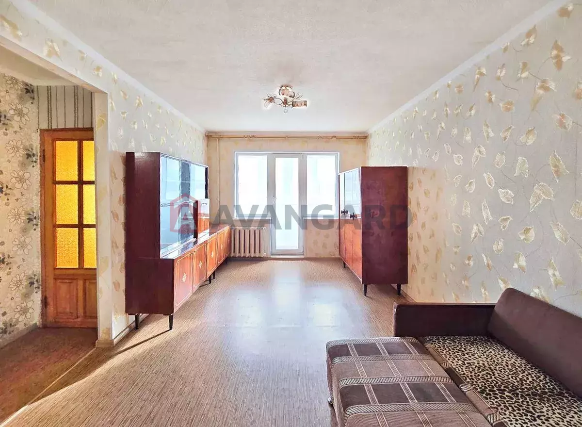 1 ��. ��������, 33/-/6 ��. �., 4/5 ������ ���� 4