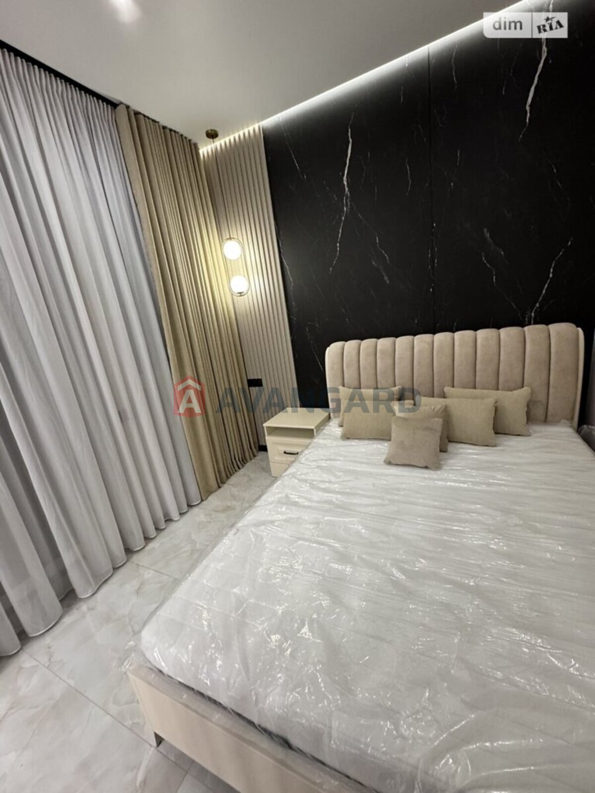 1 ��. ��������, 58/-/- ��. �., 7/15 ������ ���� 18