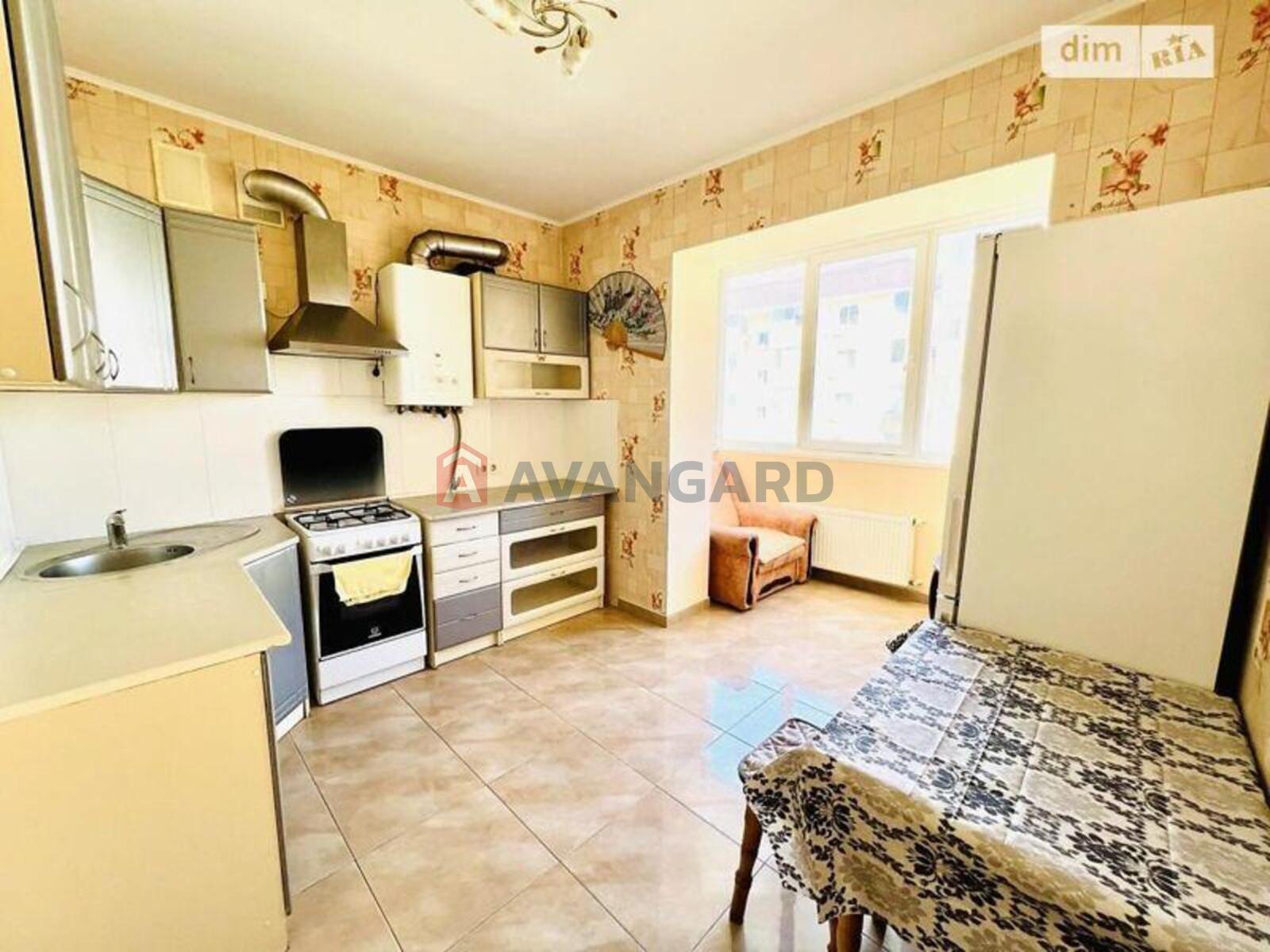 1 ��. ��������, 43/20/15 ��. �., 3/5 ������ ���� 1