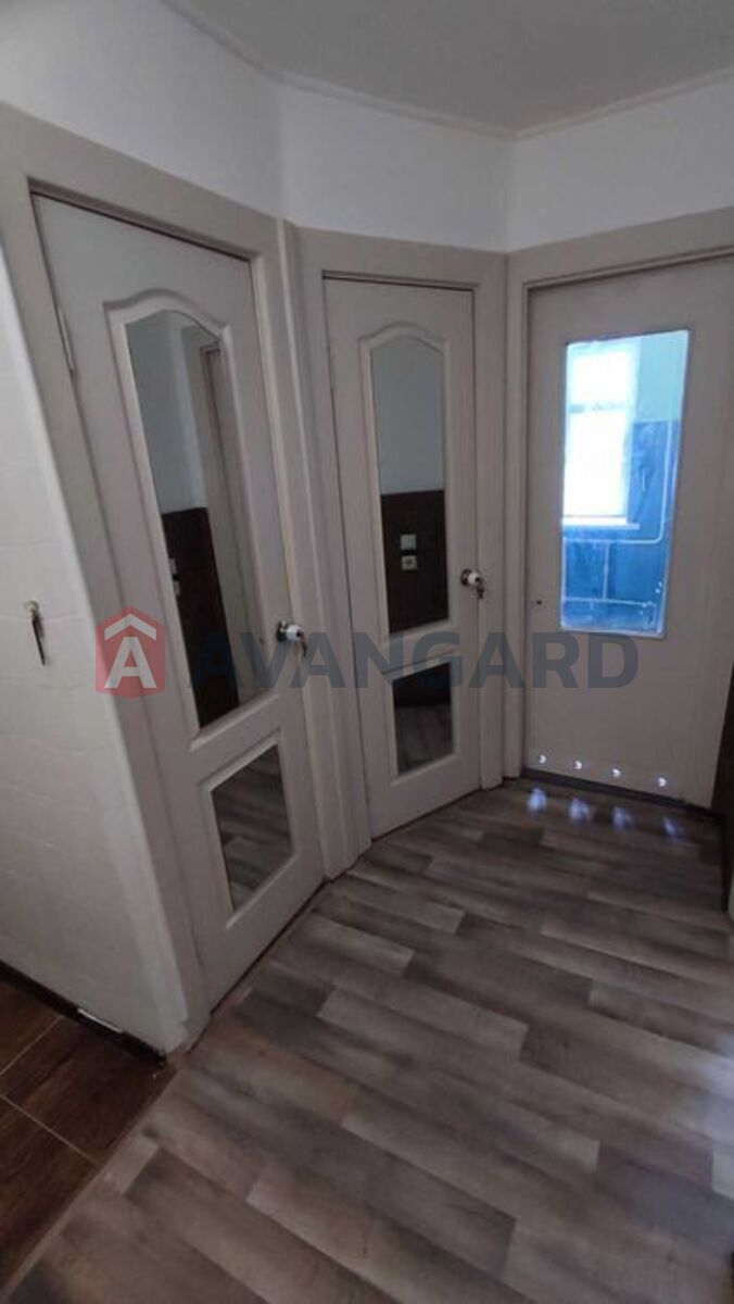 3 ��. ��������, 57/-/6 ��. �., 1/5 ������ ���� 4