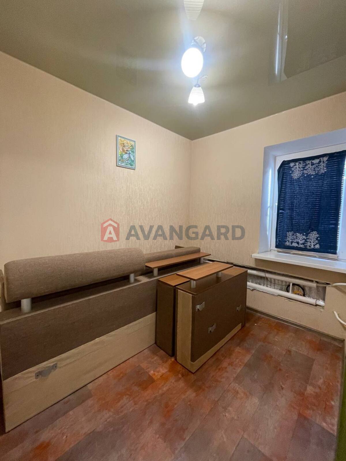 2 ��. ��������, 32/-/6 ��. �., 1/1 ������ ���� 3