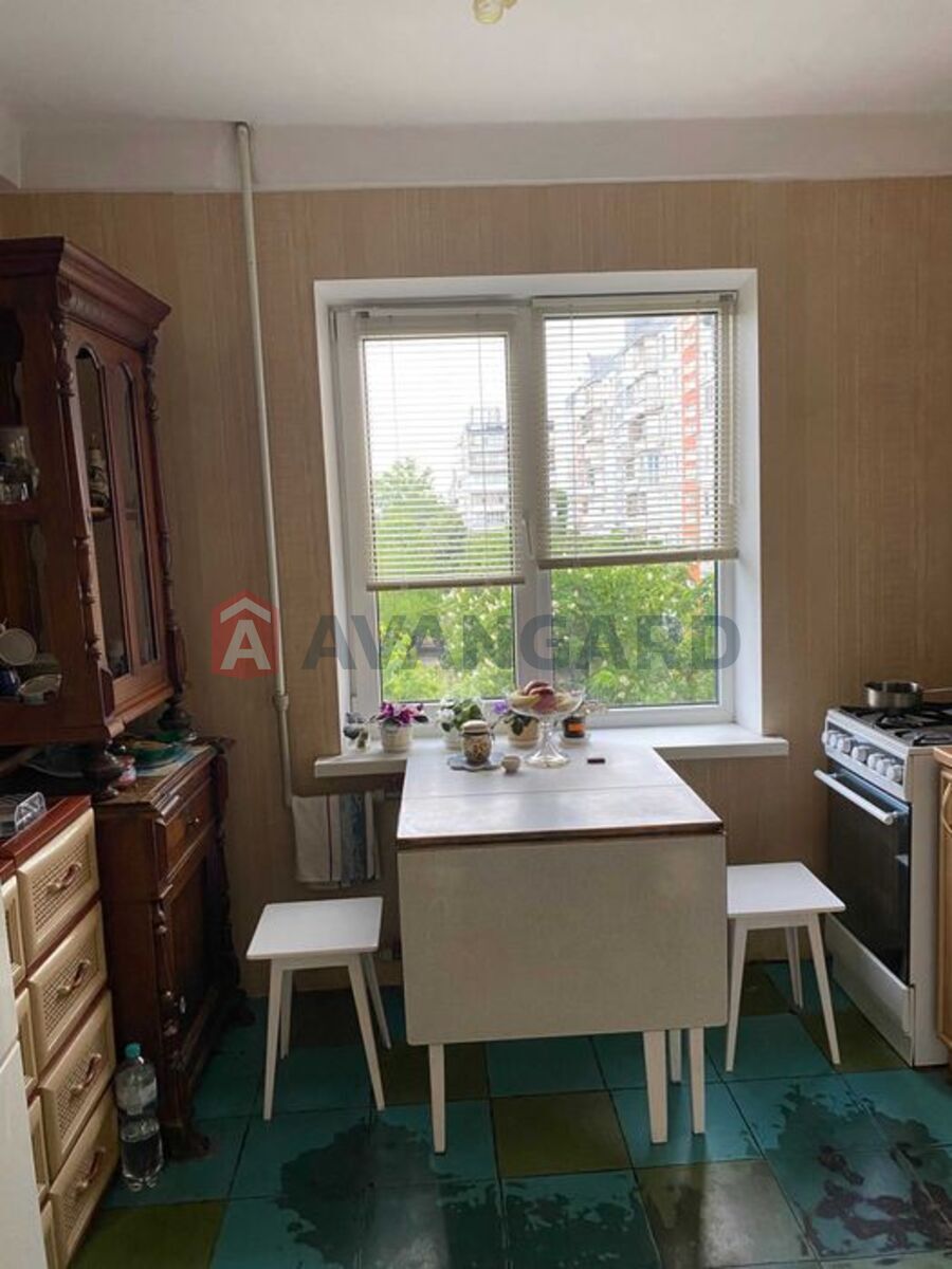 2 ��. ��������, 51/-/7 ��. �., 5/9 ������ ���� 7