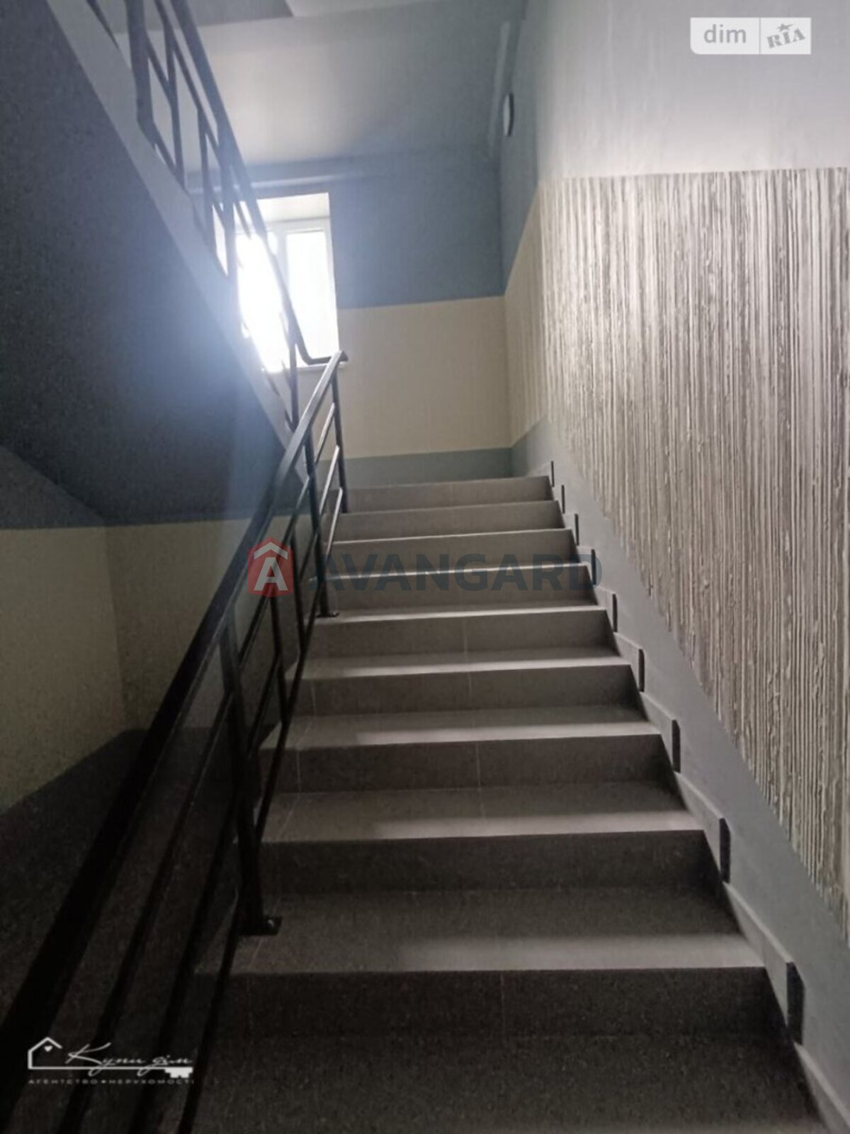 2 ��. ��������, 72/-/- ��. �., 2/10 ������ ���� 15