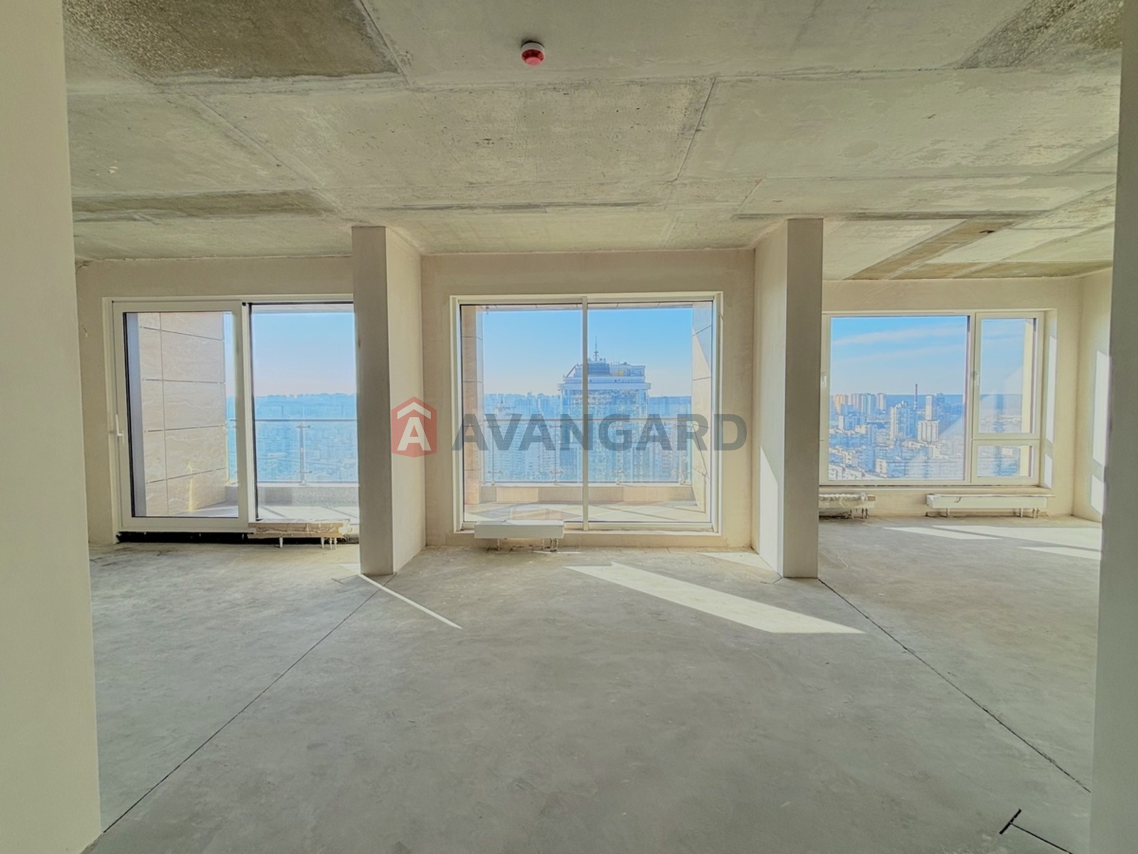 4 ��. ��������, 257/100/25 ��. �., 25/26 ������ ���� 4