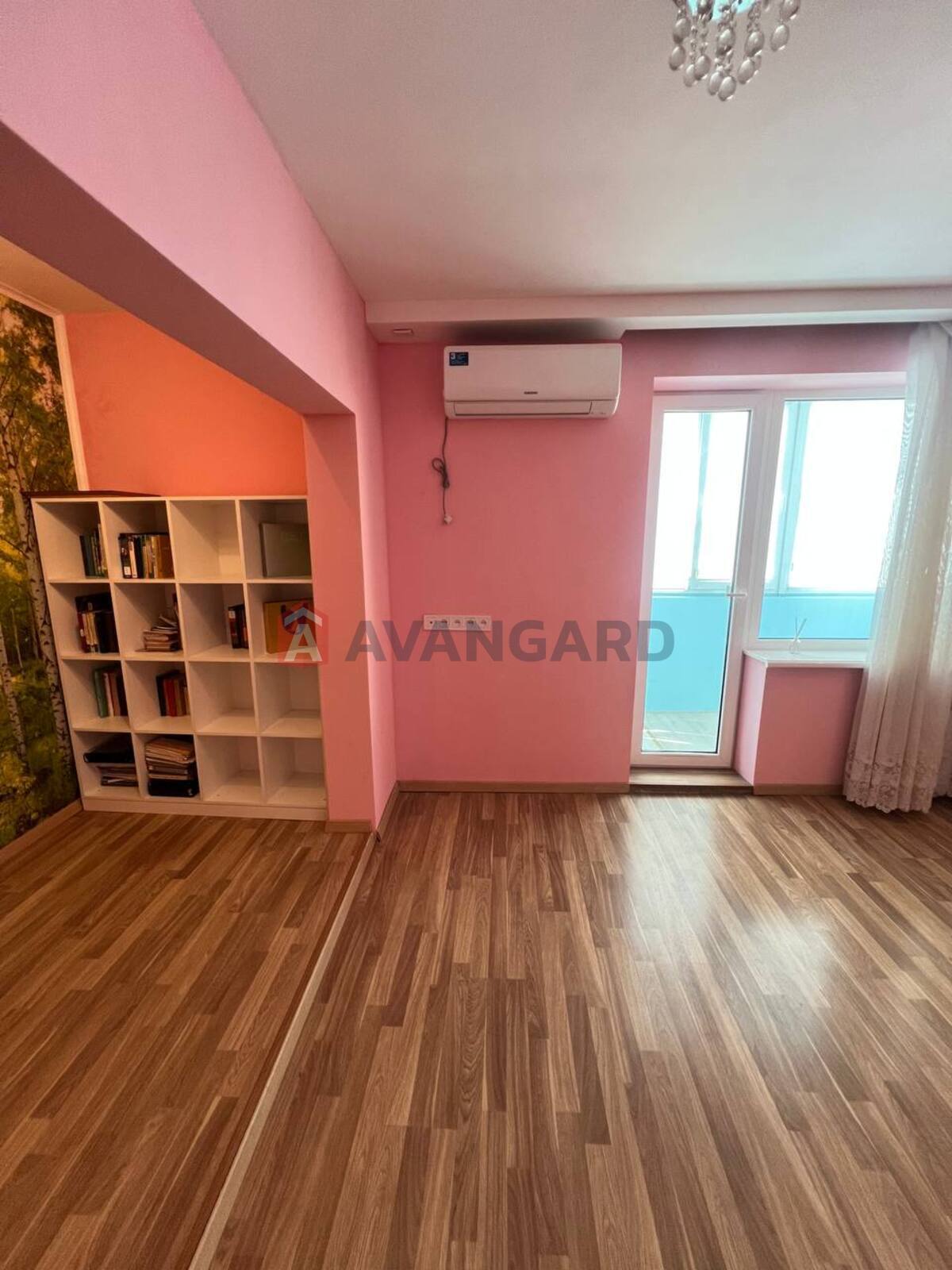 1 ��. ��������, 41/20/9 ��. �., 5/9 ������ ���� 19