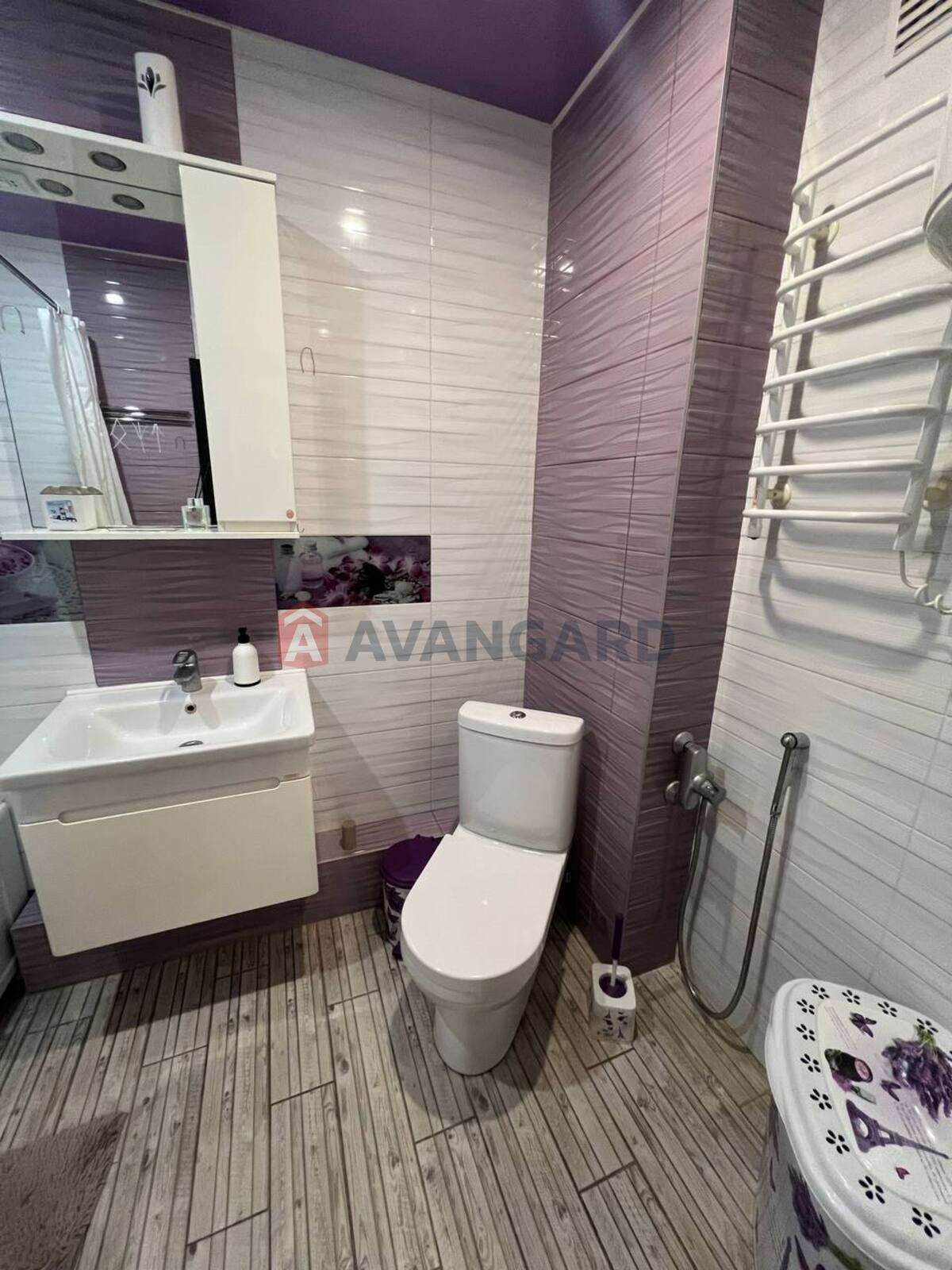 2 ��. ��������, 75/-/23 ��. �., 7/10 ������ ���� 20