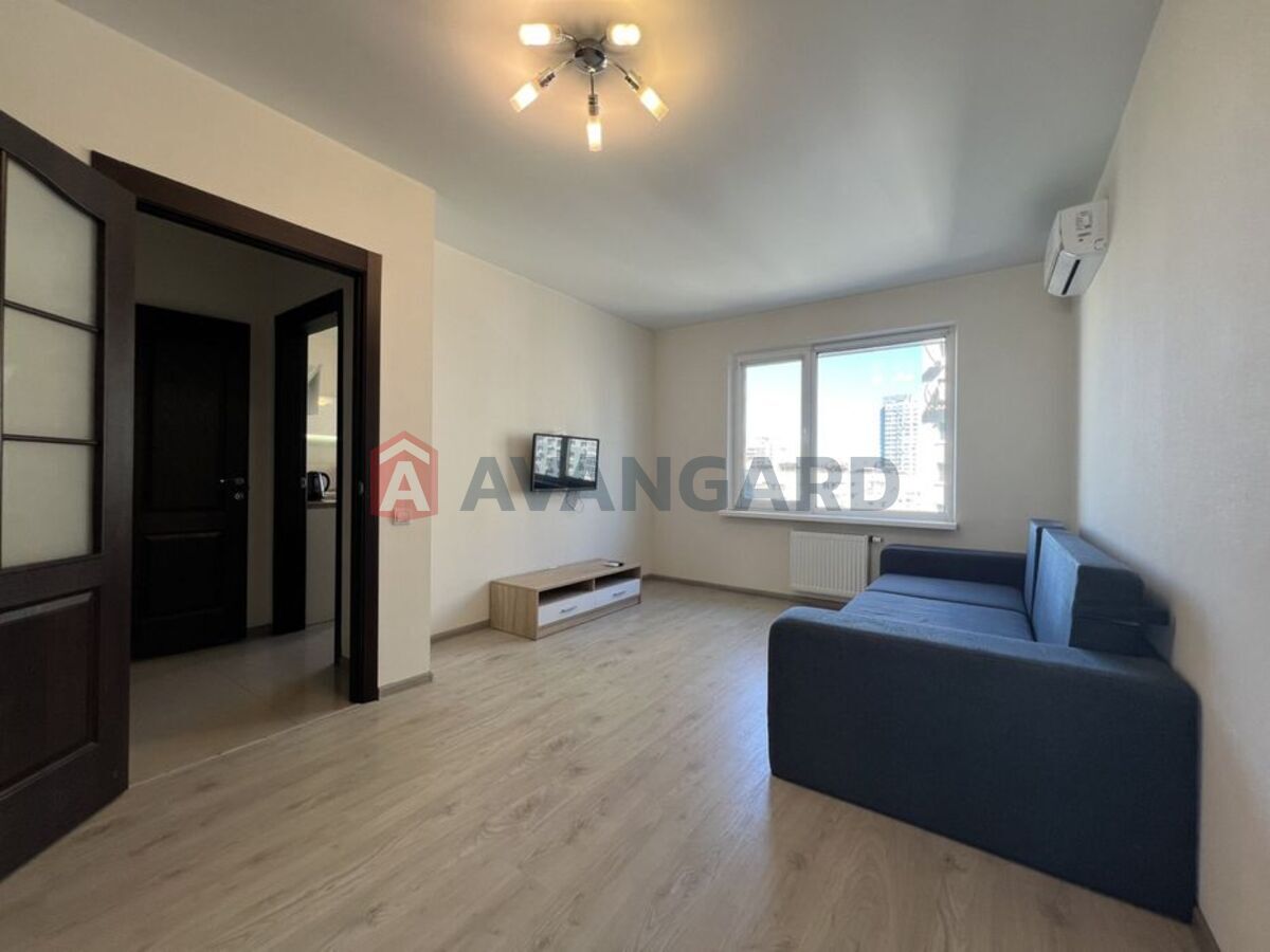 1 ����. ��������, 37/-/9 ��. �., 11/25 ���� ���� 6