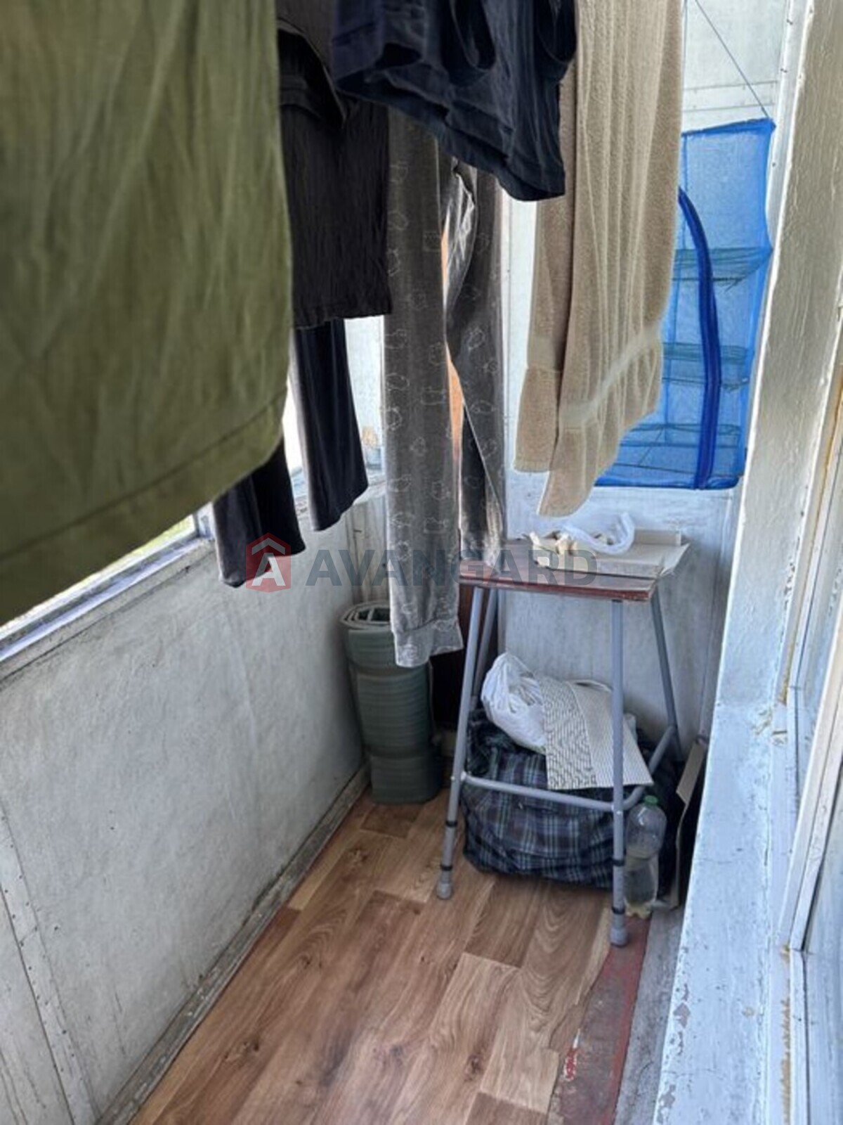 2 ��. ��������, 50/-/8 ��. �., 7/9 ������ ���� 9