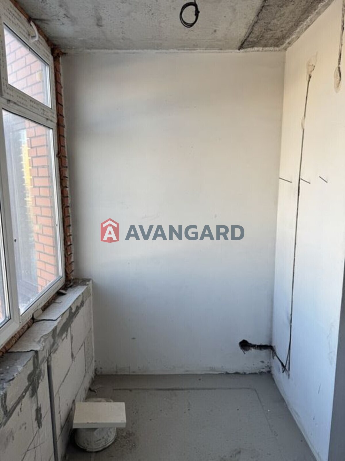 3 ��. ��������, 124/-/30 ��. �., 10/13 ������ ���� 17