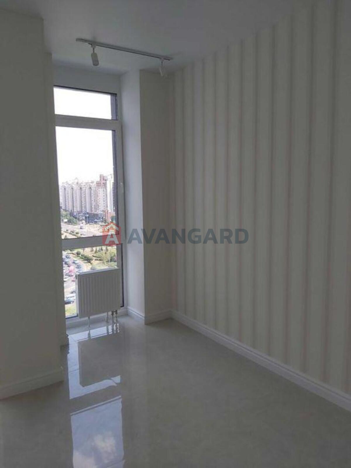 2 ��. ��������, 80/-/30 ��. �., 11/26 ������ ���� 8