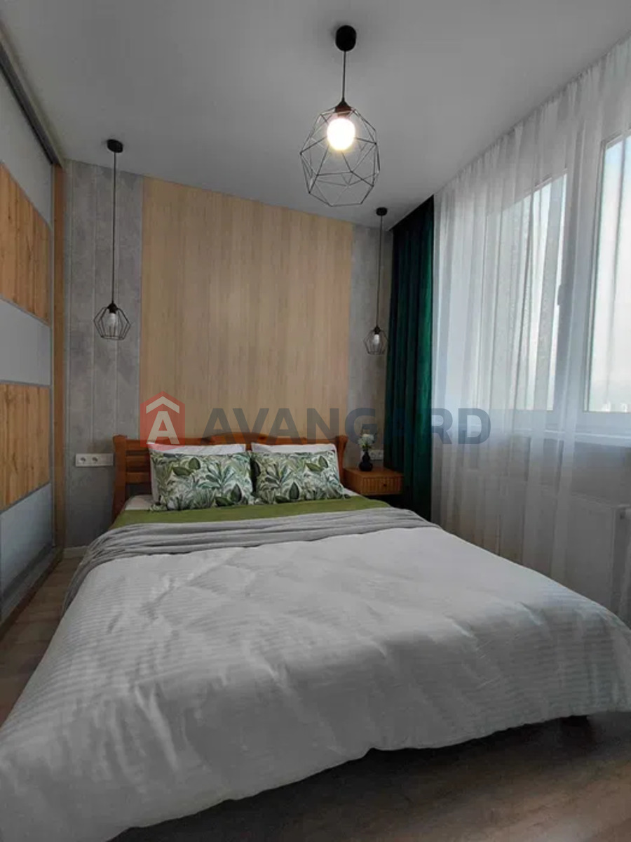 1 ��. ��������, 34/-/15 ��. �., 14/25 ������ ���� 3