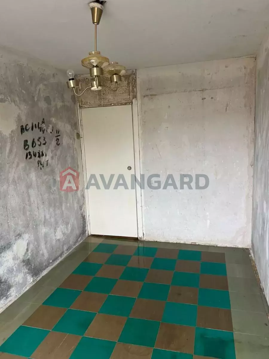 2 . , 44/-/7 . ., 8/10   10