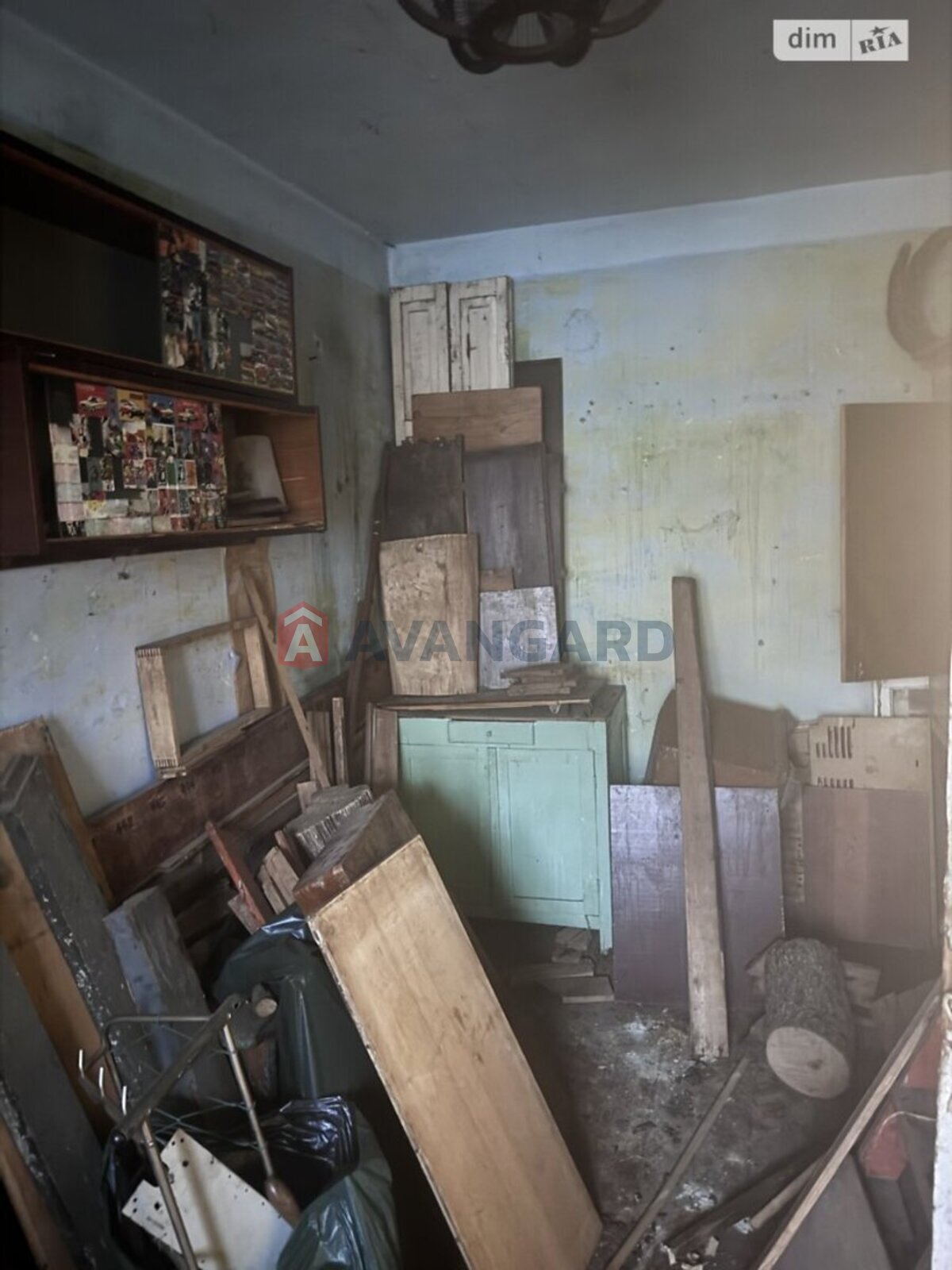 3 ��. ��������, 56/40/5 ��. �., 2/5 ������ ���� 8