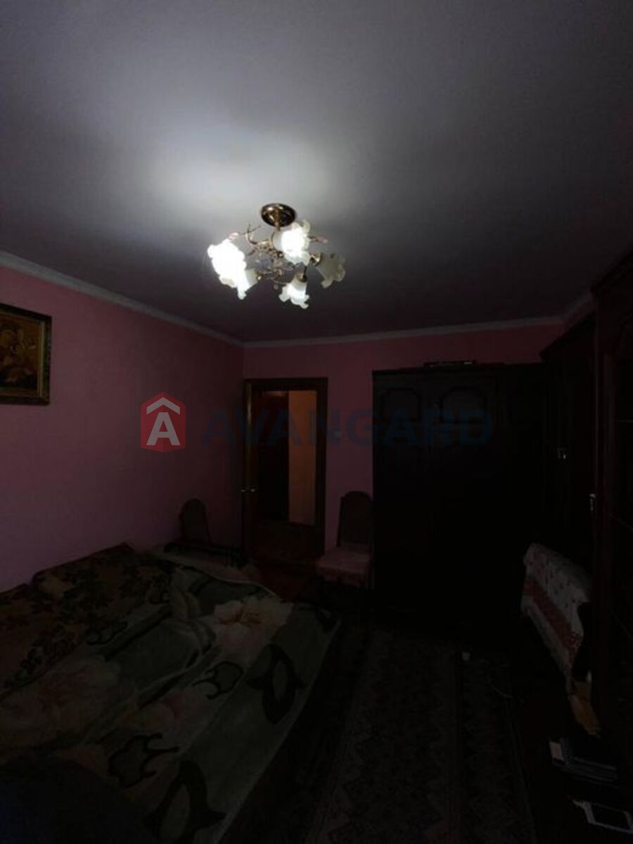 4 . , 71/-/7 . ., 2/9   14