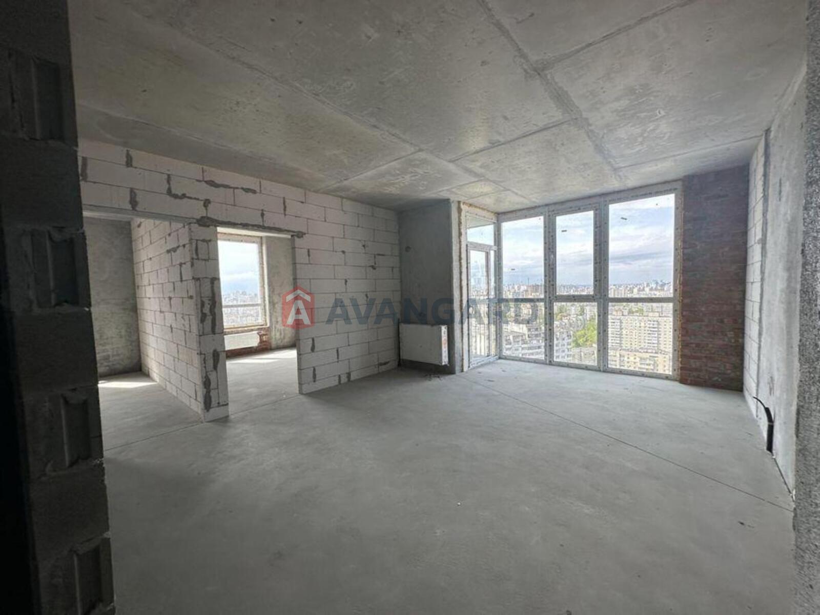 2 ��. ��������, 52/-/23 ��. �., 24/26 ������ ���� 4