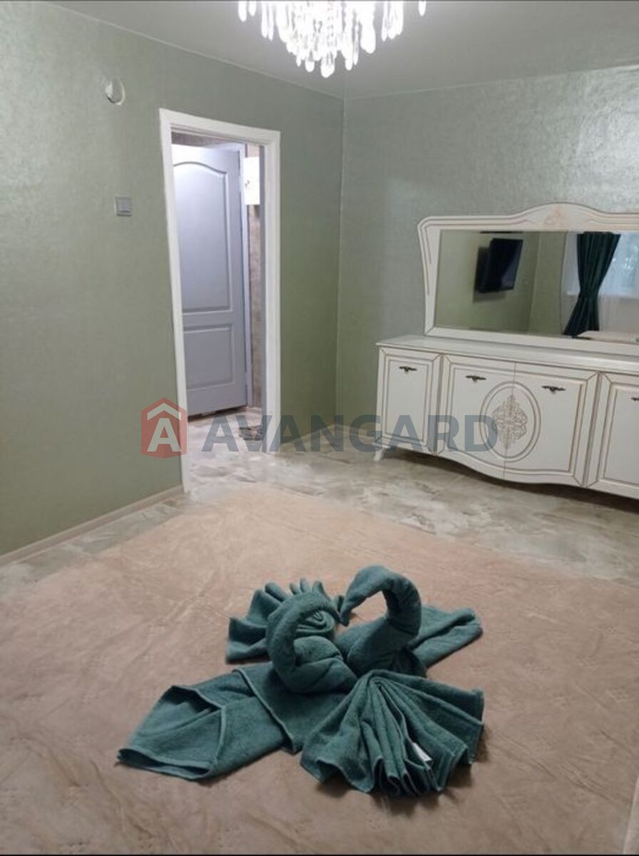 1 ��. ��������, 28,5/14,9/5,5 ��. �., 1/5 ������ ���� 4