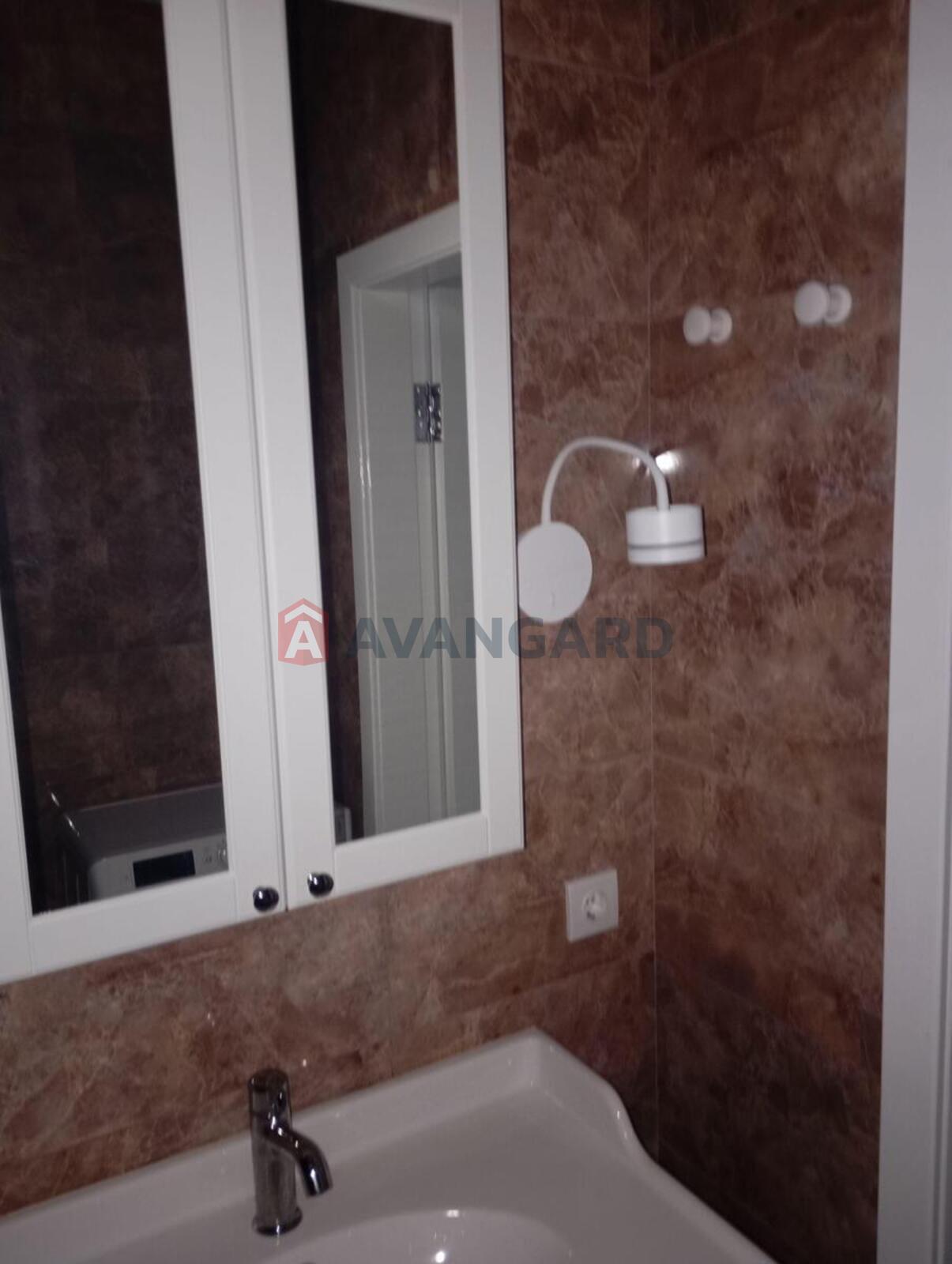 1 ��. ��������, 40/12/15 ��. �., 2/10 ������ ���� 7