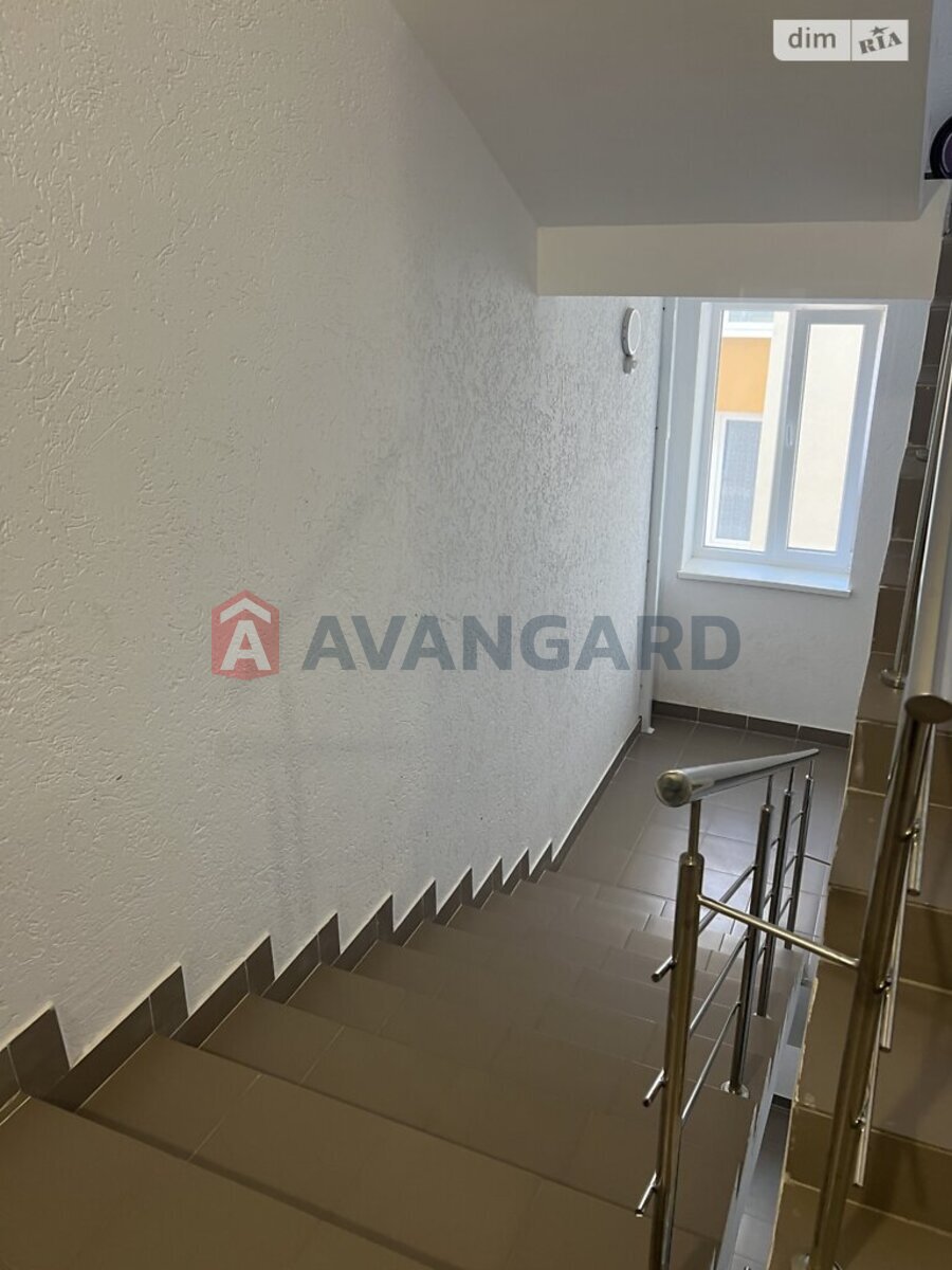 3 ��. ��������, 114/62/15 ��. �., 9/10 ������ ���� 13