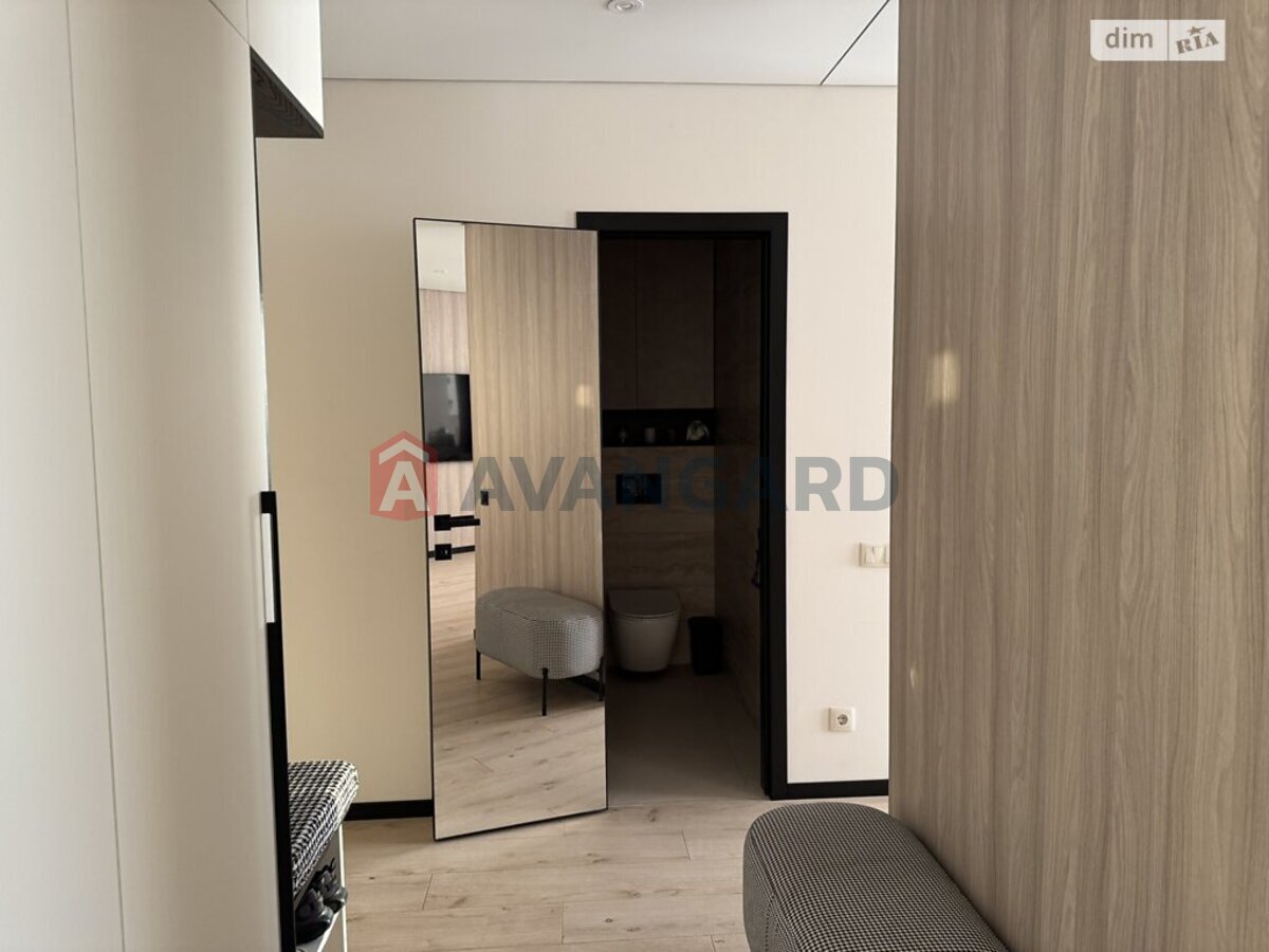 2 ����. ��������, 85/-/- ��. �., 11/11 ���� ���� 29