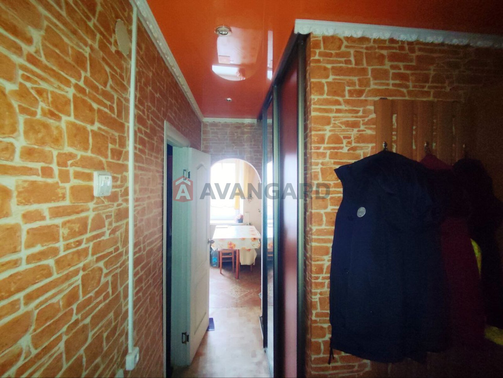 2 . , 52/28/7 . ., 8/9   7