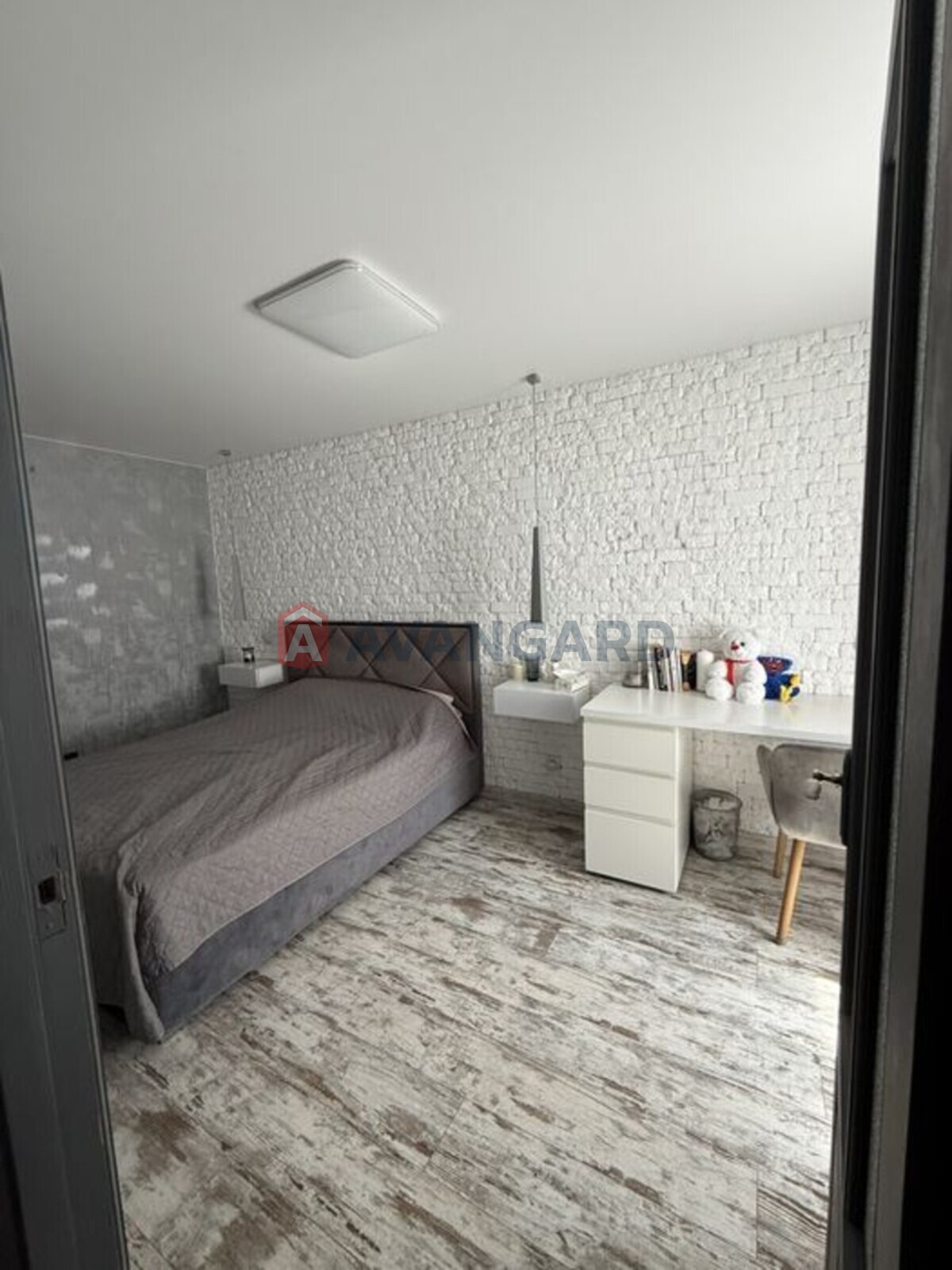 2 ��. ��������, 42/-/7 ��. �., 2/5 ������ ���� 1