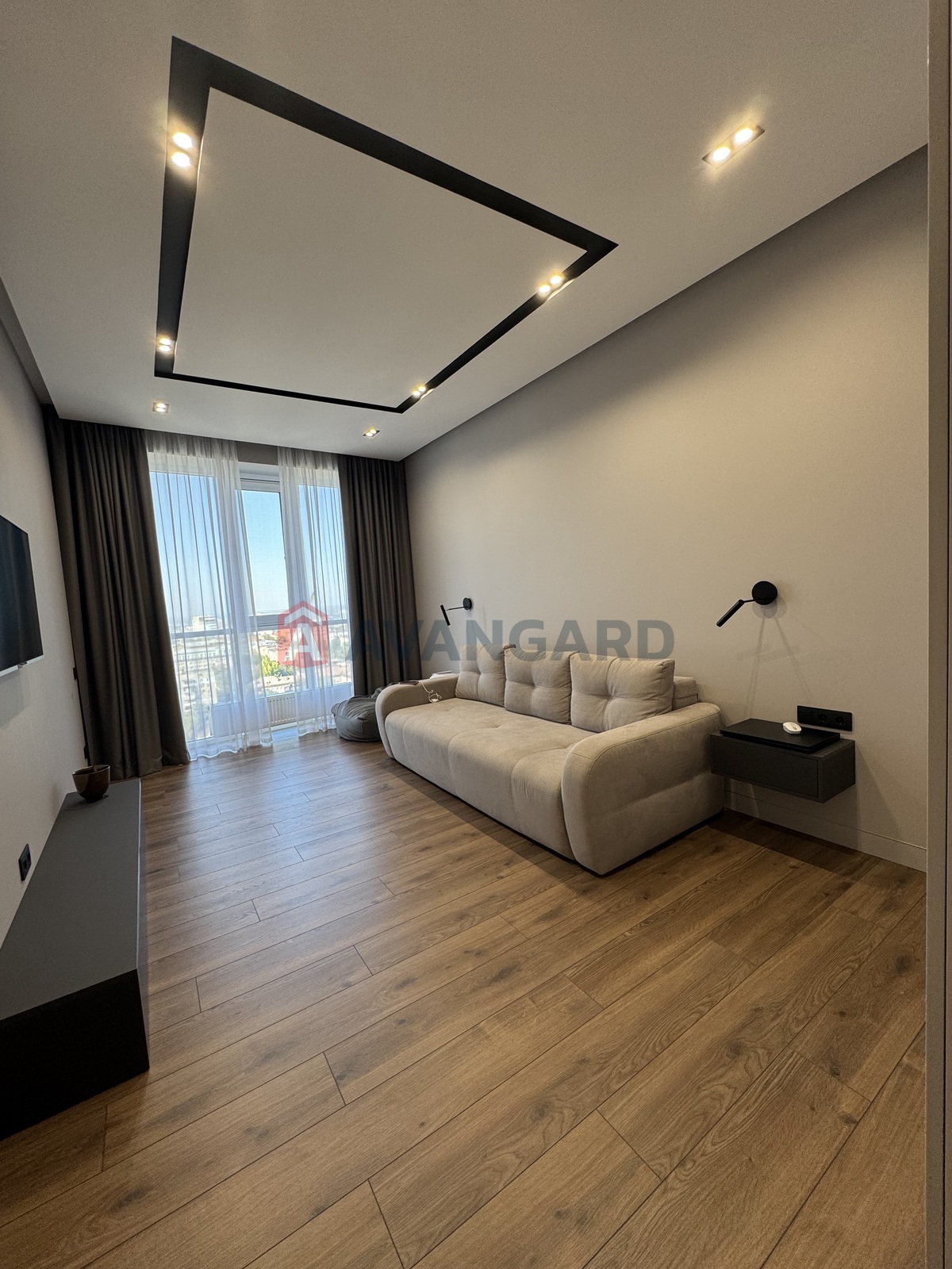 4 ����. ��������, 120/100/20 ��. �., 21/25 ���� ���� 10