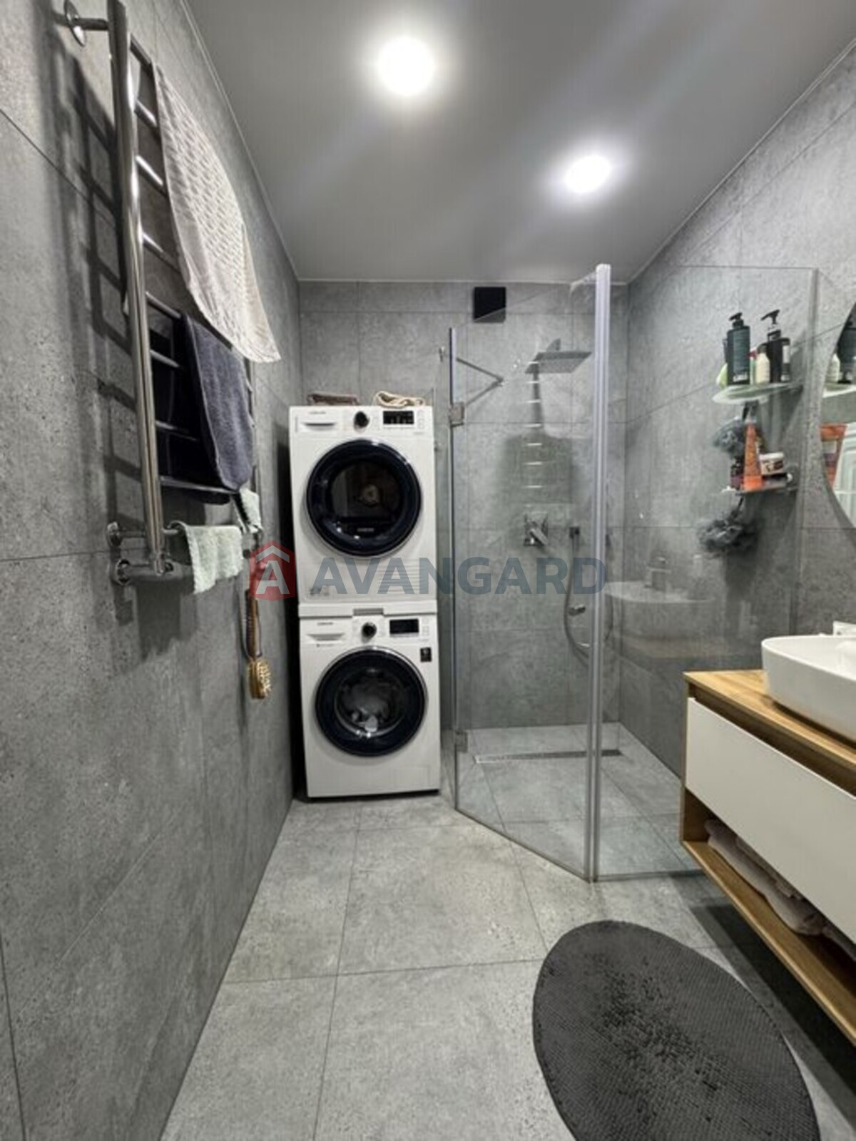 2 ��. ��������, 73/-/18 ��. �., 10/10 ������ ���� 5