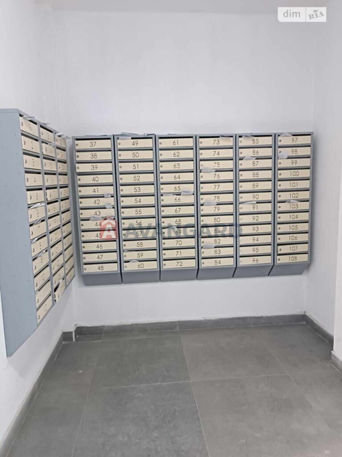 2 ��. ��������, 61/40/8 ��. �., 10/16 ������ ���� 6