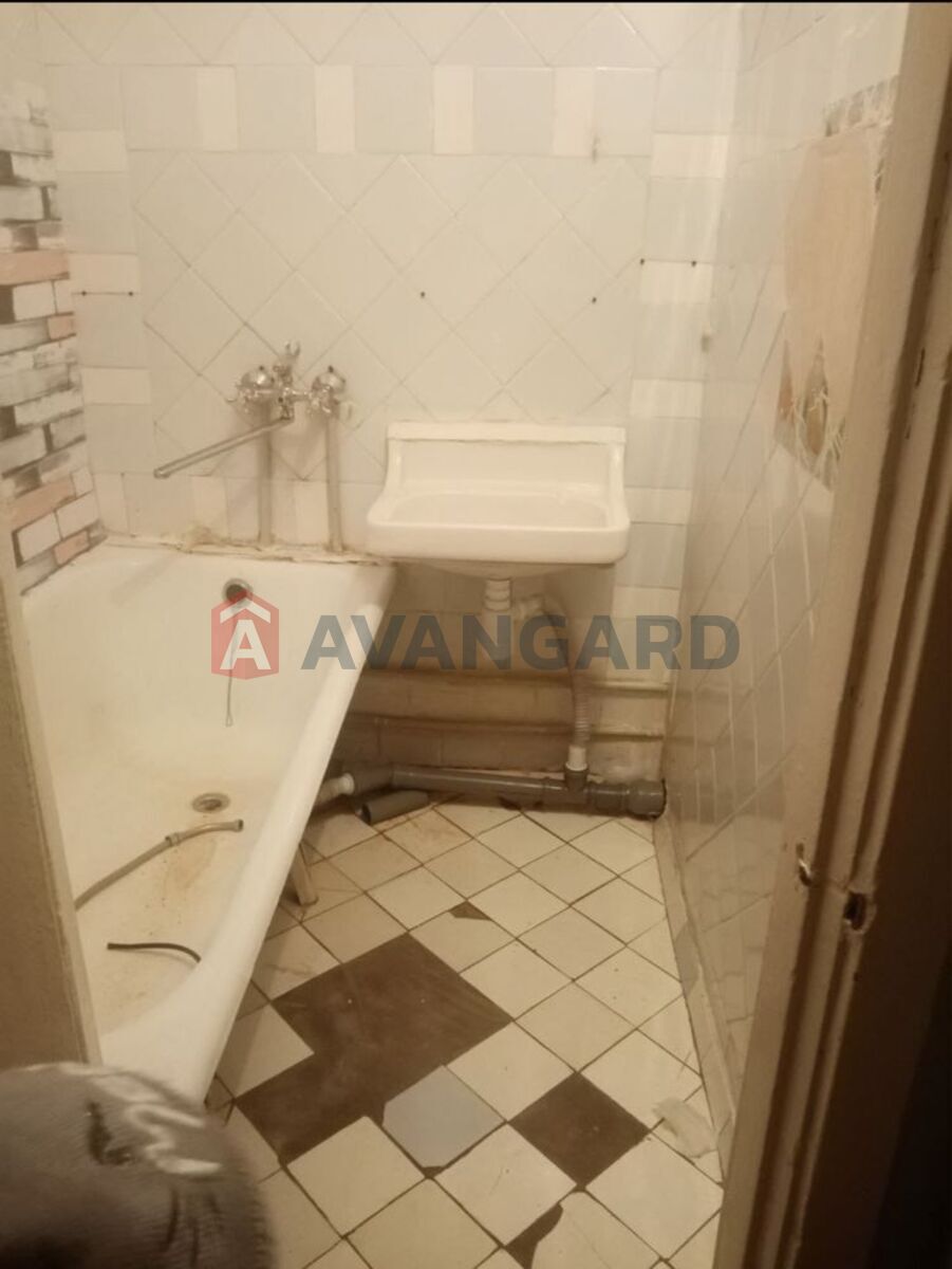 2 ����. ��������, 46/-/7 ��. �., 2/5 ���� ���� 7