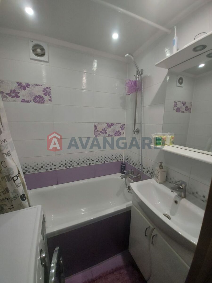 3 ��. ��������, 68/-/9 ��. �., 9/9 ������ ���� 22