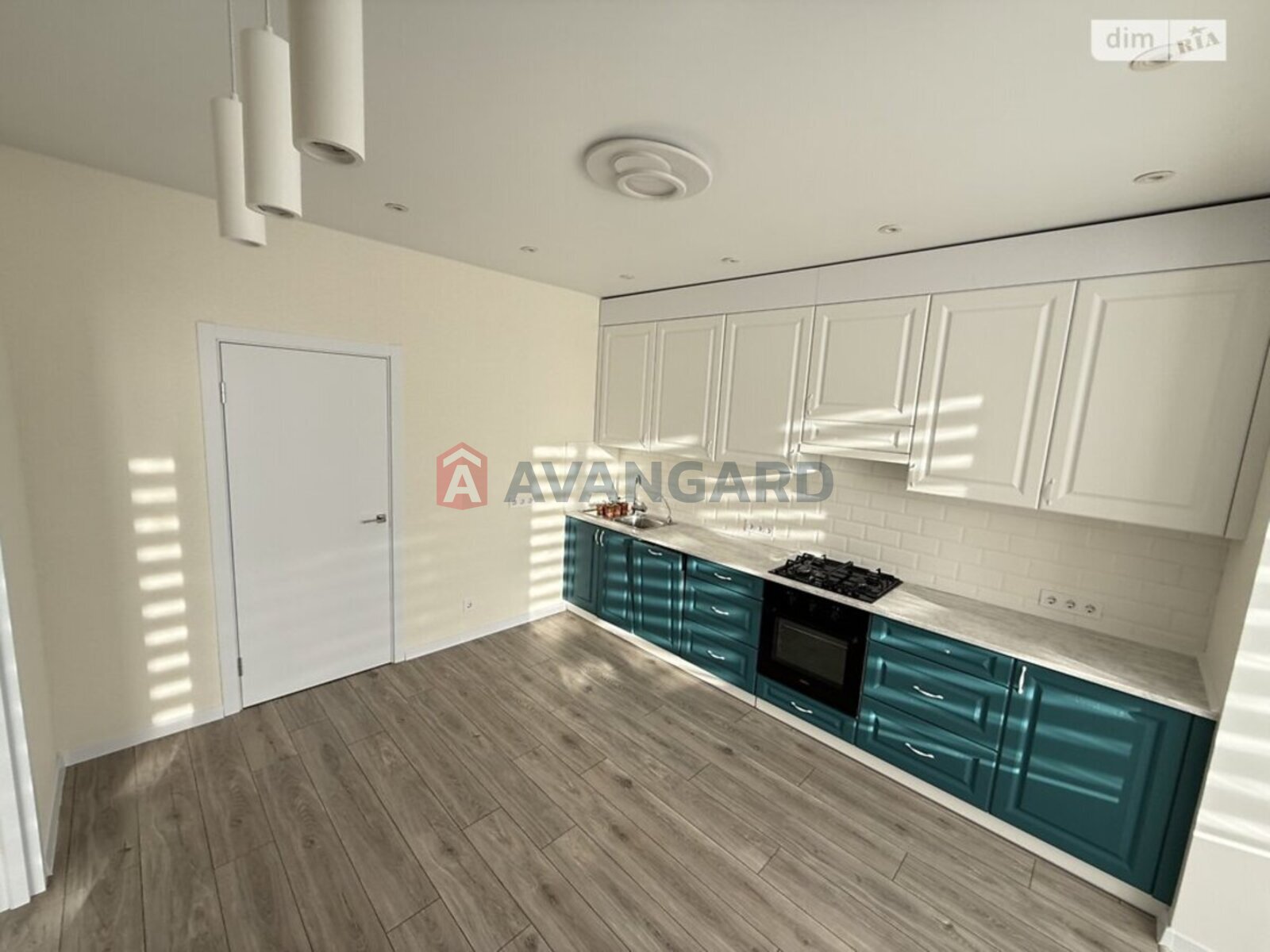 2 ��. ��������, 74/40/19 ��. �., 2/10 ������ ���� 2