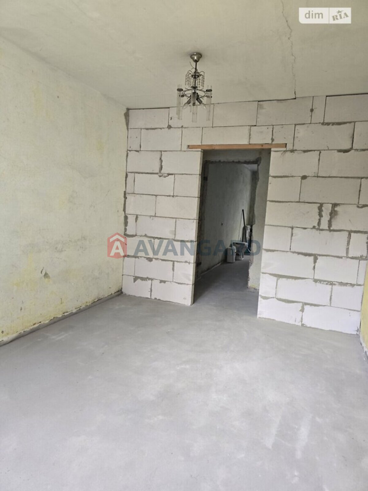 3 ��. ��������, 59/-/- ��. �., 4/5 ������ ���� 8