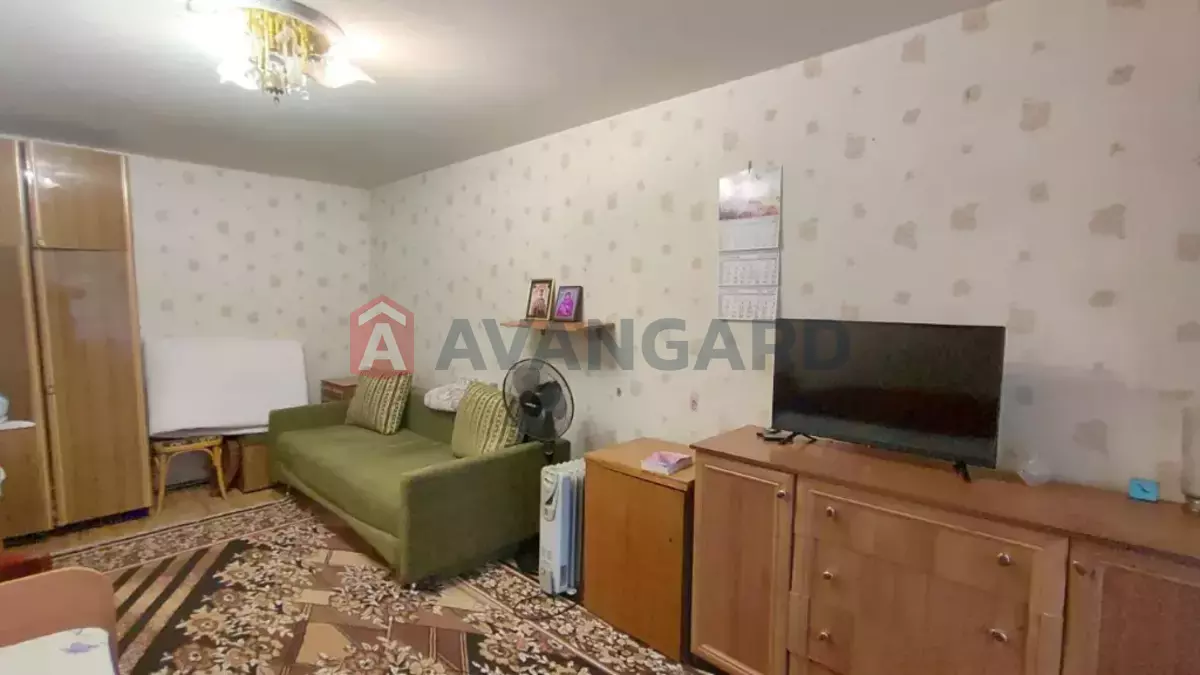 1 ��. ��������, 31/-/- ��. �., 2/5 ������ ���� 8