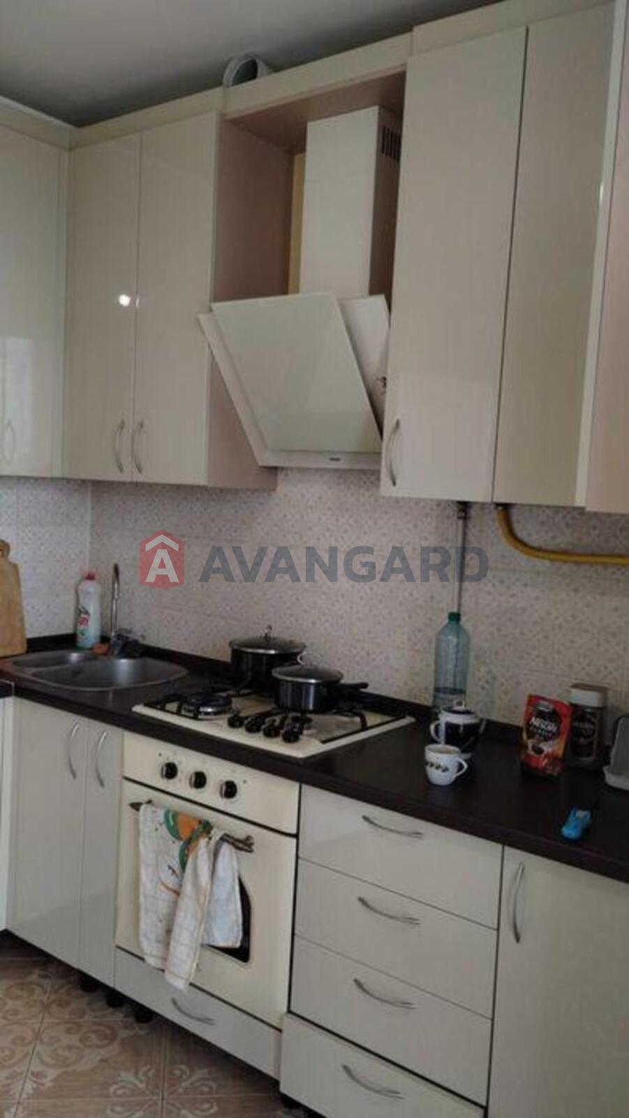 1 ��. ��������, 43/-/12 ��. �., 10/10 ������ ���� 12