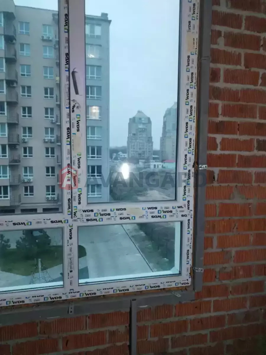 2 ��. ��������, 76/36/20 ��. �., 4/10 ������ ���� 7