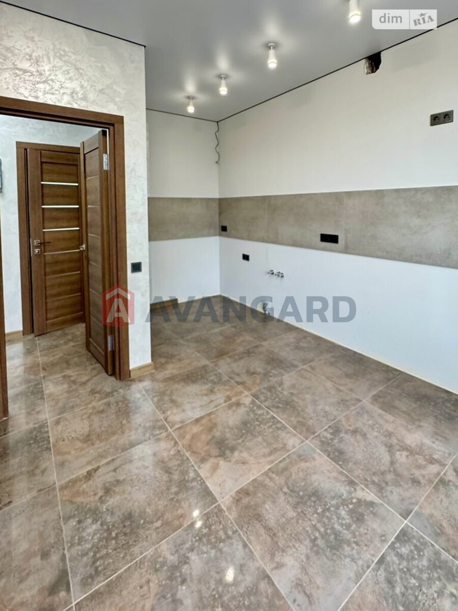 1 ����. ��������, 40/19/11 ��. �., 1/4 ���� ���� 16