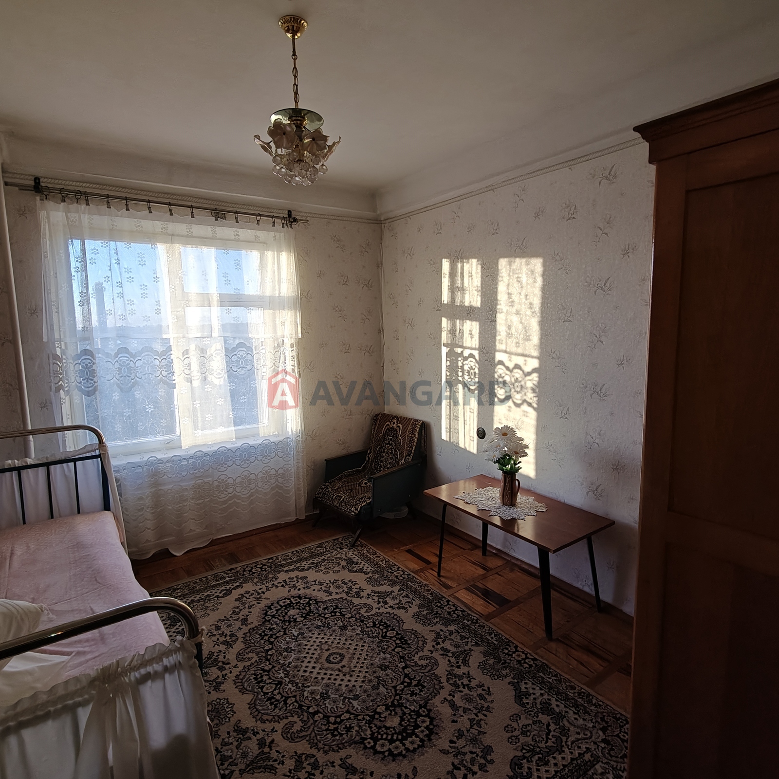 3 ��. ��������, 68/46/7 ��. �., 7/9 ������ ���� 7