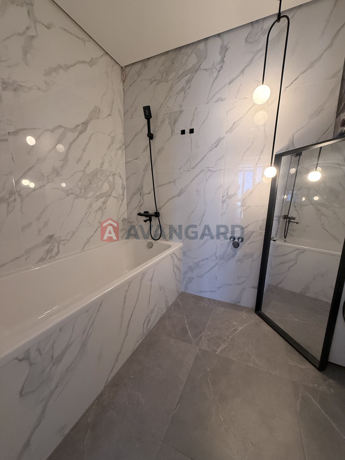 2 ��. ��������, 49/-/21 ��. �., 18/26 ������ ���� 16