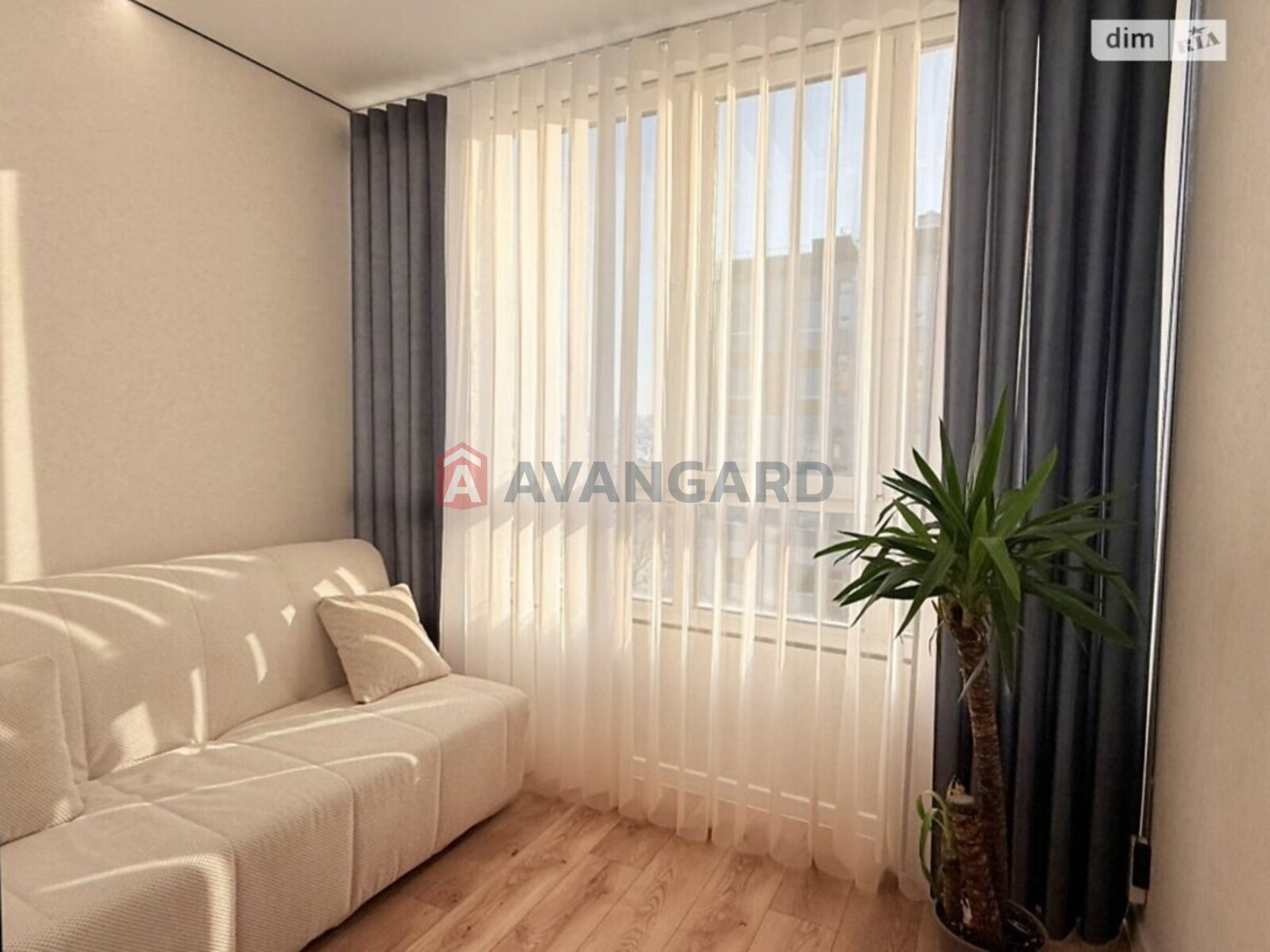 1 ��. ��������, 43/23/8 ��. �., 8/10 ������ ���� 5