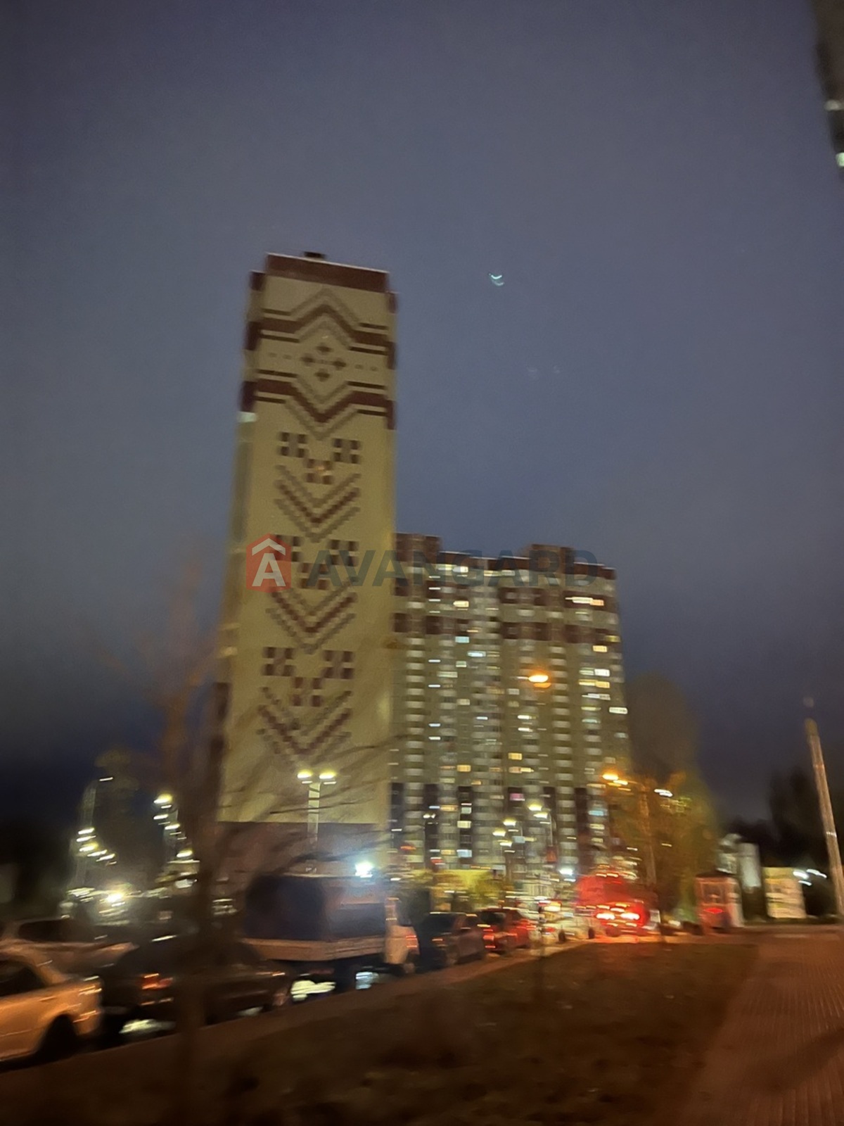 1 ��. ��������, 48/18/18 ��. �., 11/25 ������ ���� 8