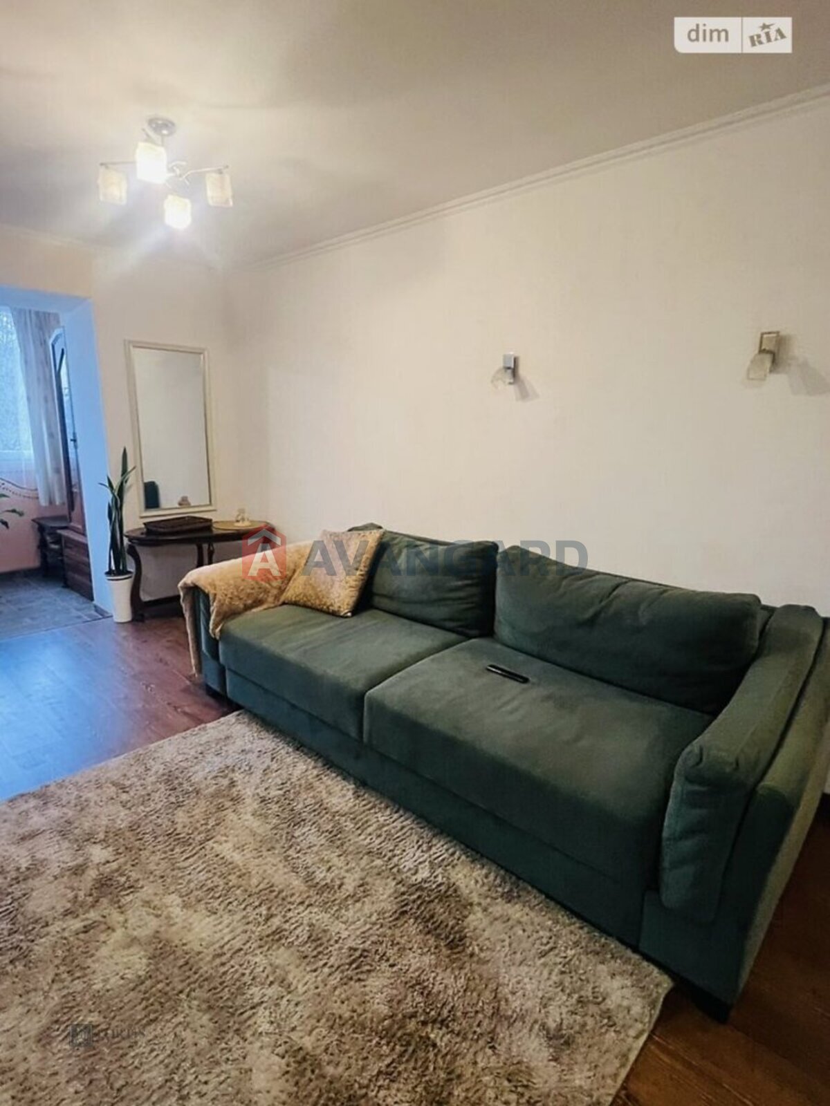 3 ��. ��������, 69/52/7 ��. �., 1/5 ������ ���� 4